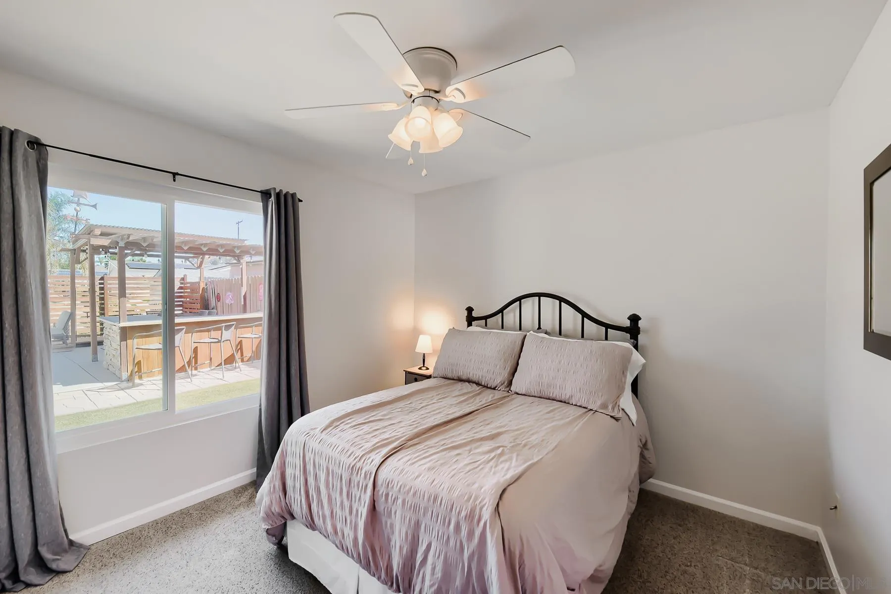 https://cdn.realtyfeed.com/cdn/127/260014854/68f2a366037f1cde9b8e5db13fbbf40d.webp