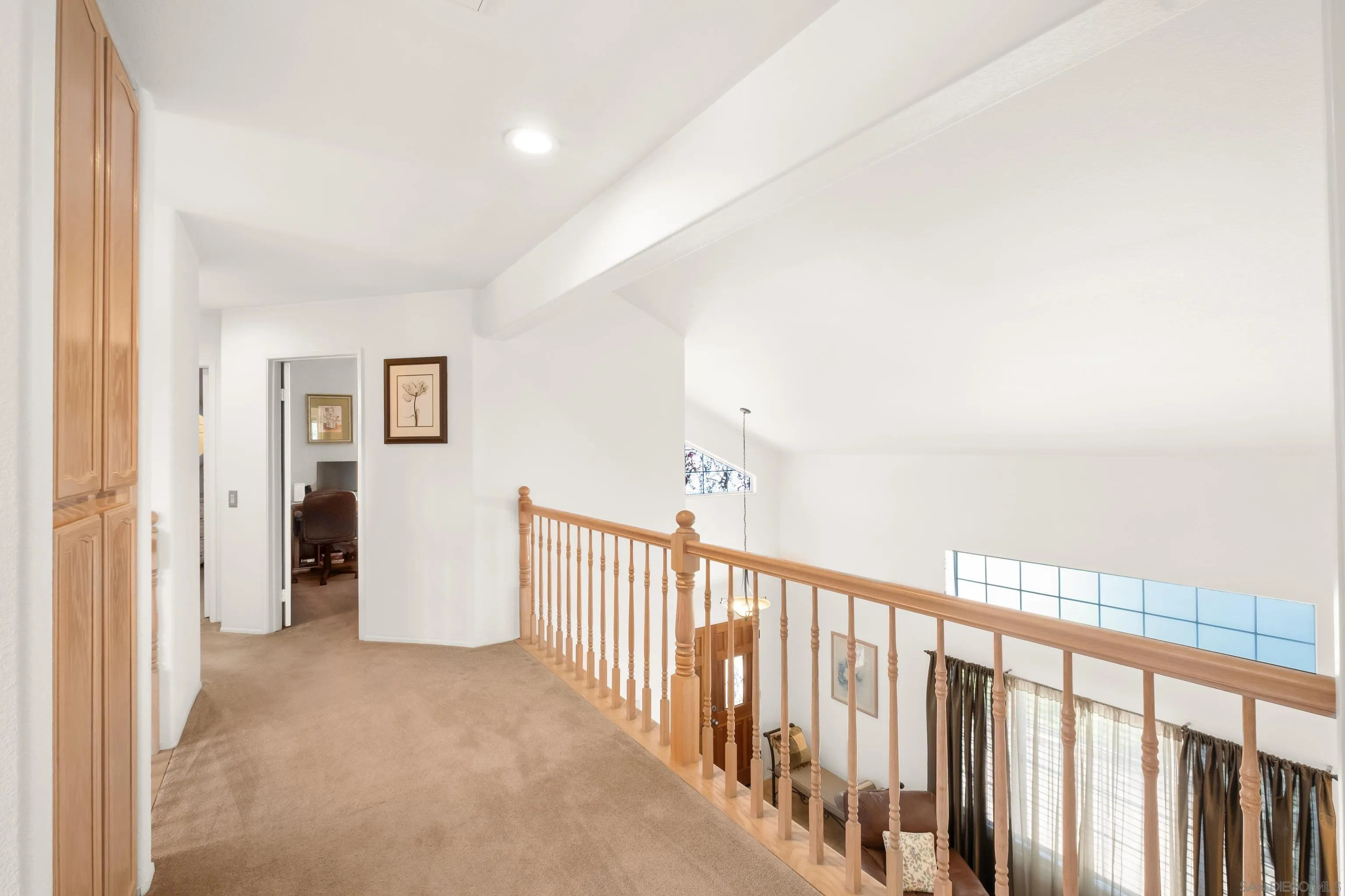 https://cdn.realtyfeed.com/cdn/127/260014855/3a3e1465779a497a6bf21f38e4fe4bdc.webp