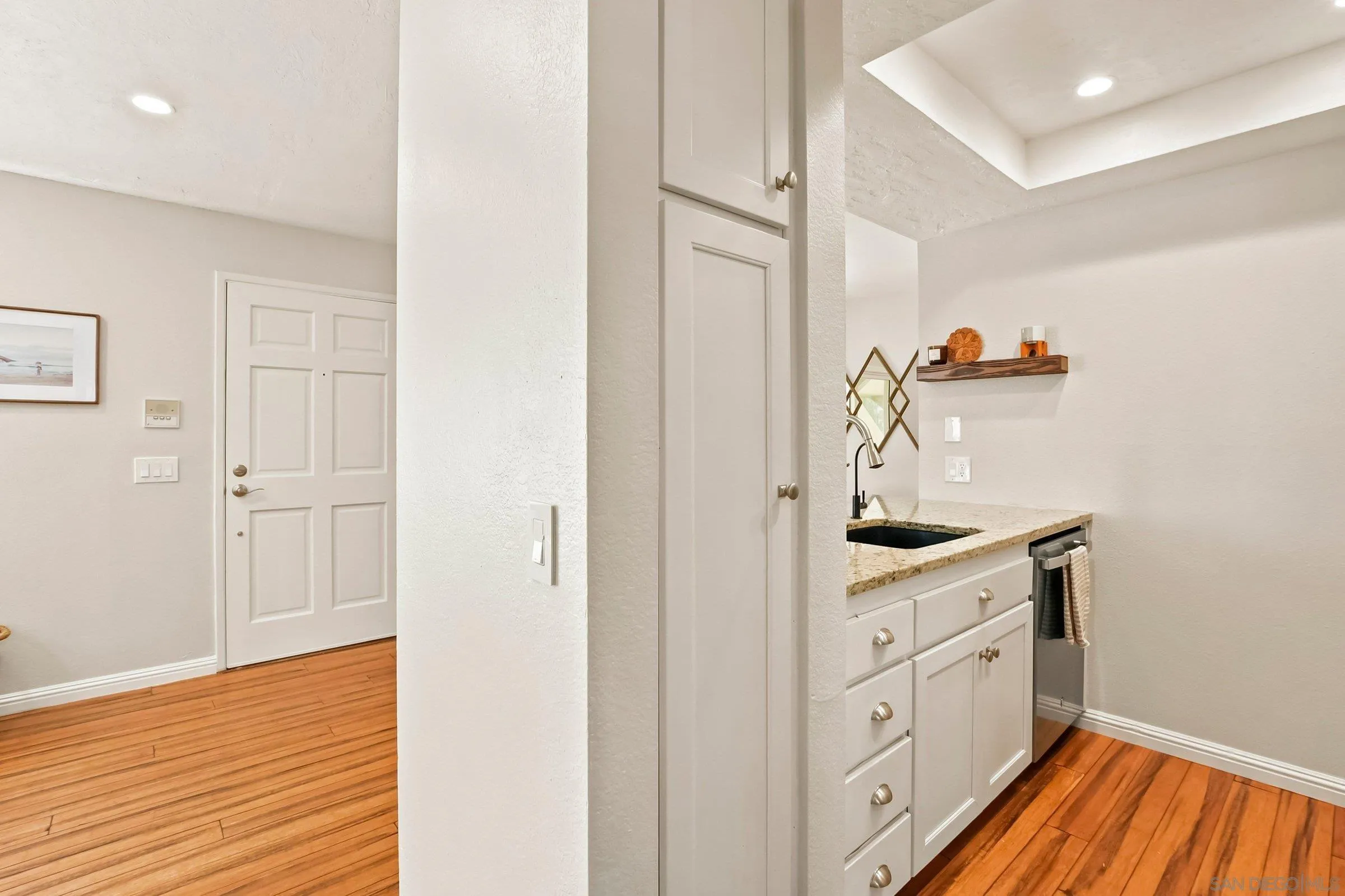 Photo #15: 260014856 Listing: Photo #15