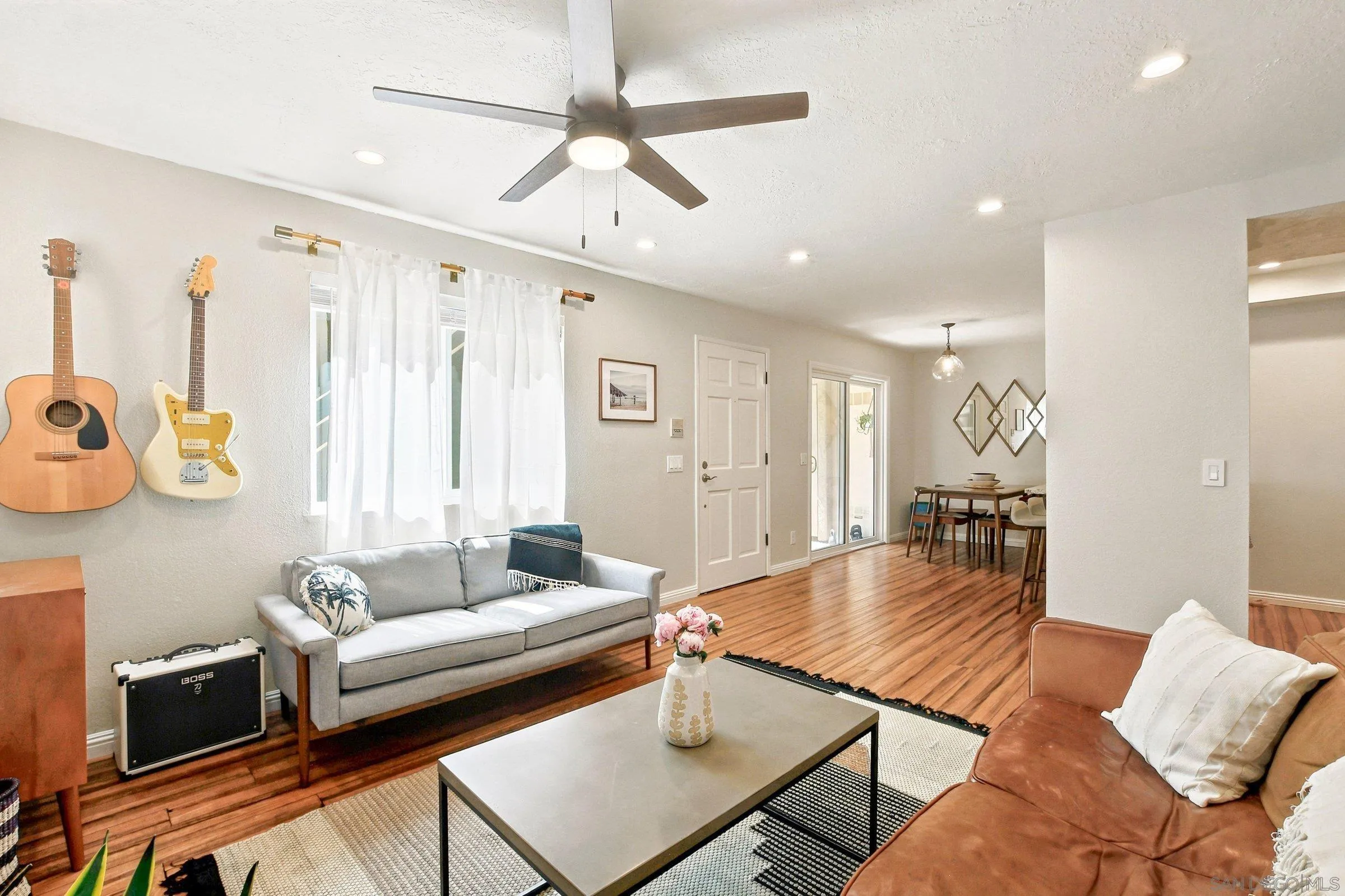 Photo #5: 260014856 Listing: Photo #5