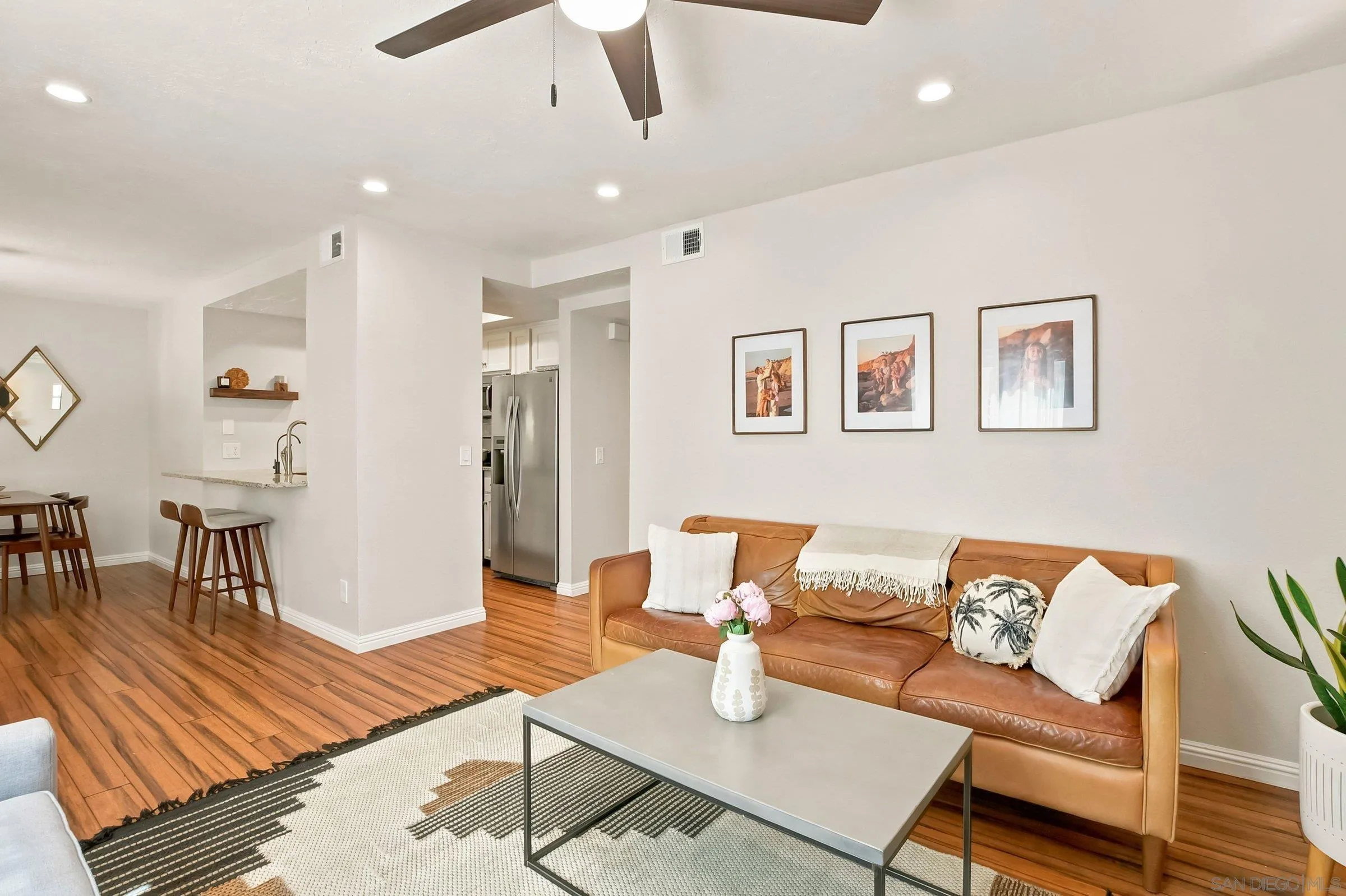 Photo #8: 260014856 Listing: Photo #8