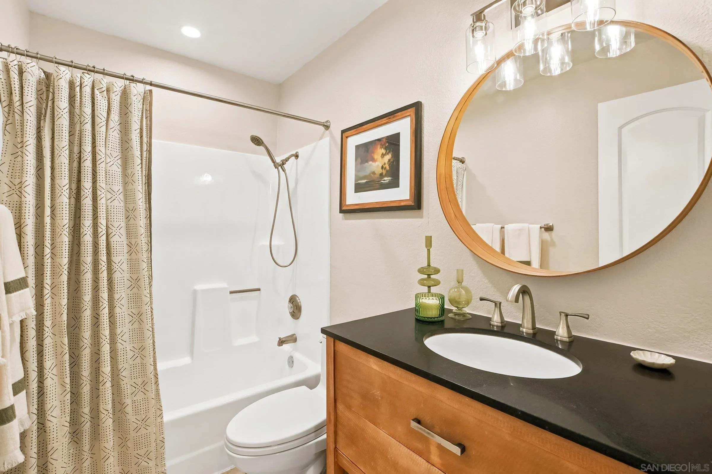 Photo #11: 260014856 Listing: Photo #11