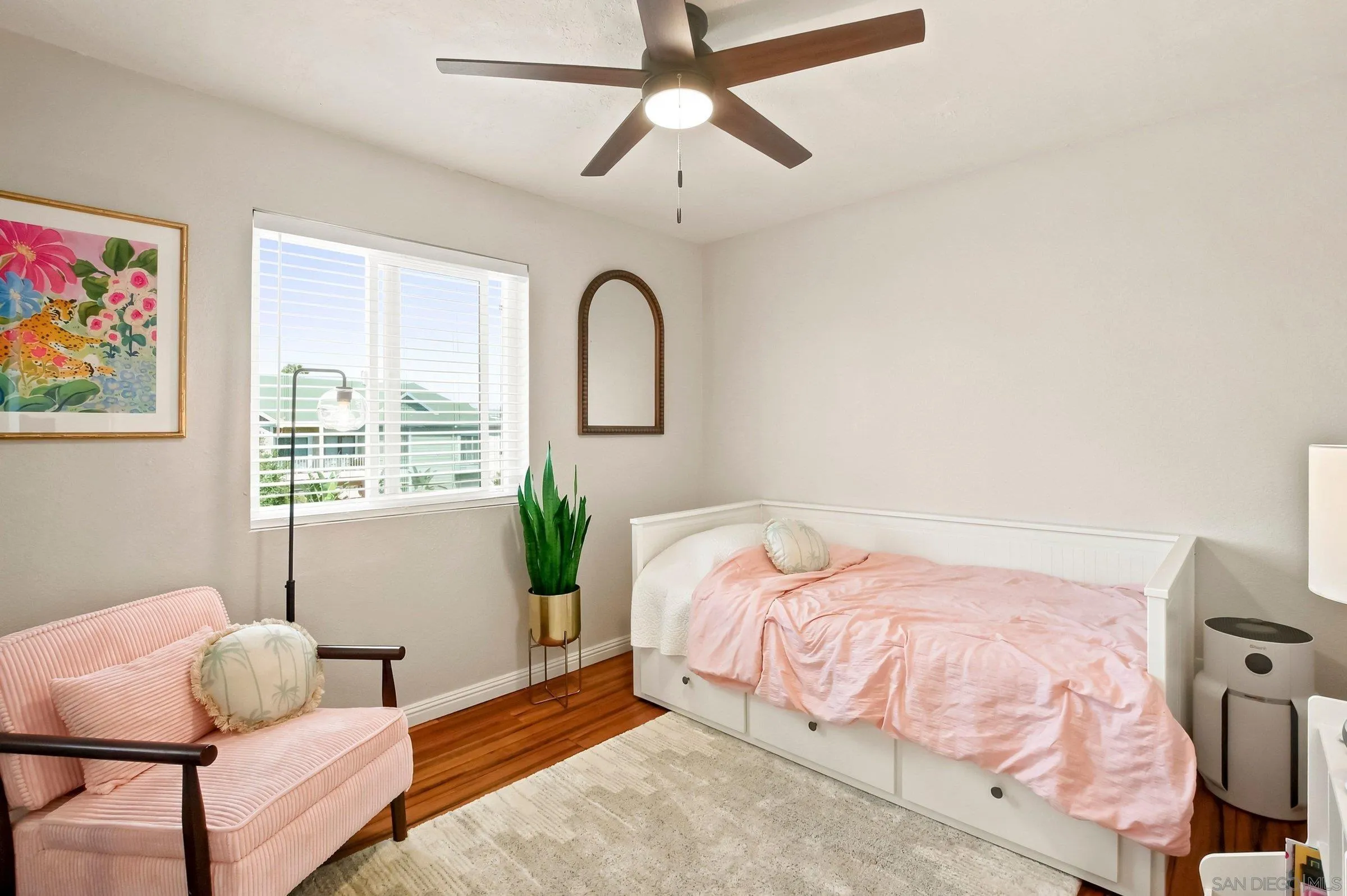 Photo #9: 260014856 Listing: Photo #9