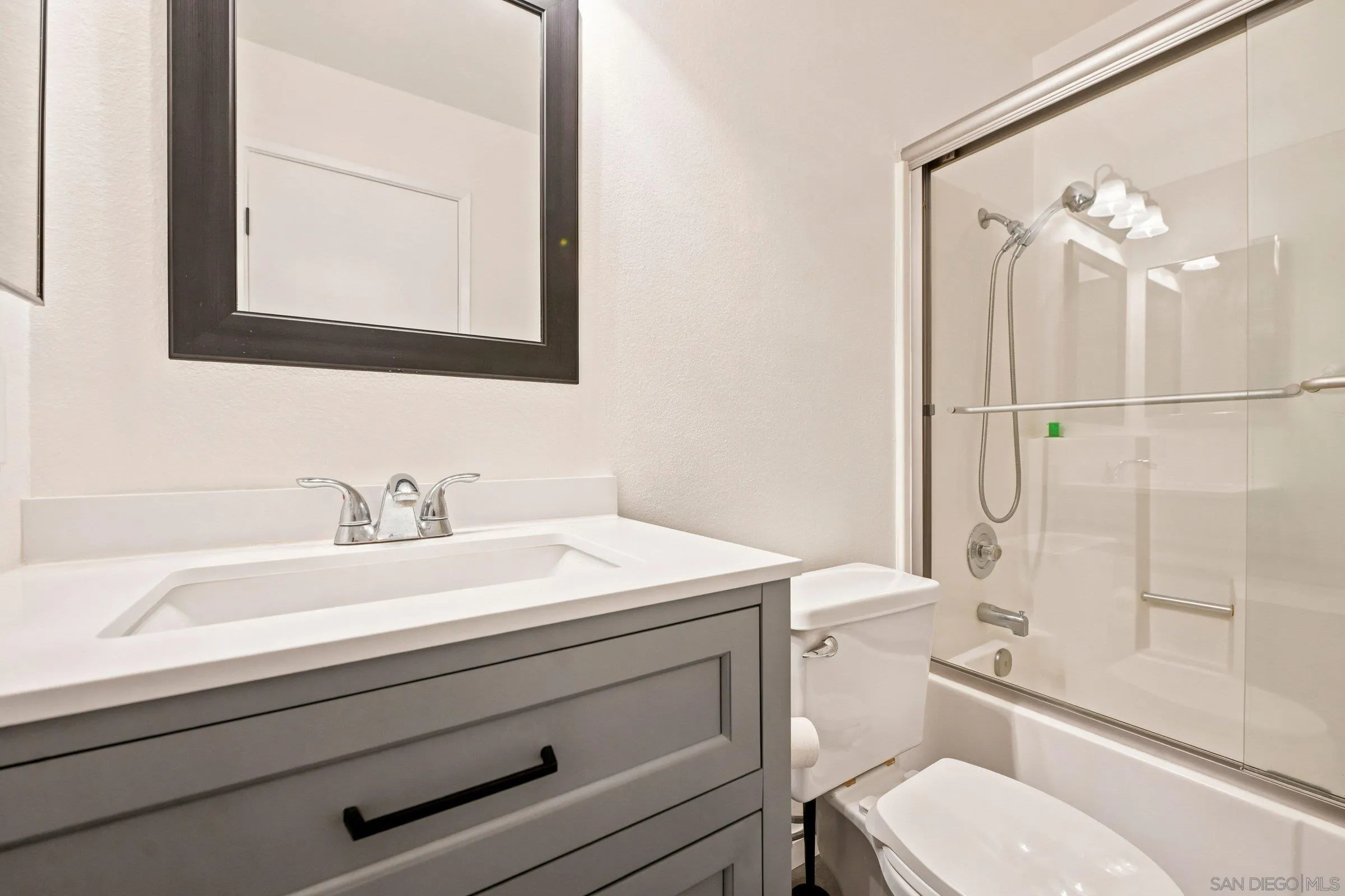 Photo #17: 260014857 Listing: Photo #17