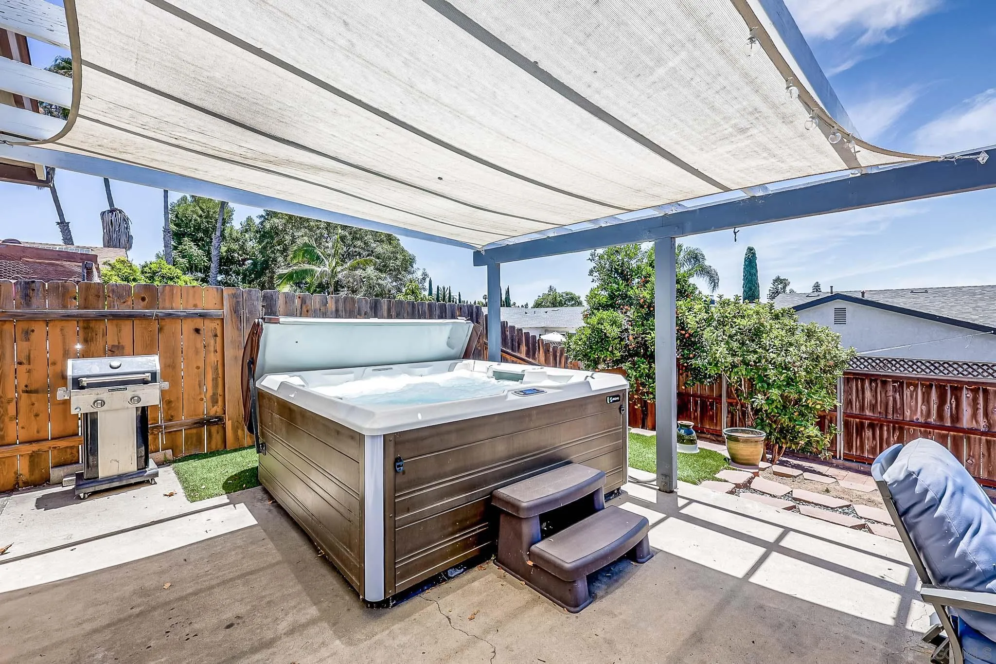 https://cdn.realtyfeed.com/cdn/127/260014860/1f2ccee8ad7e787ab1b0deeee3e537a0.webp