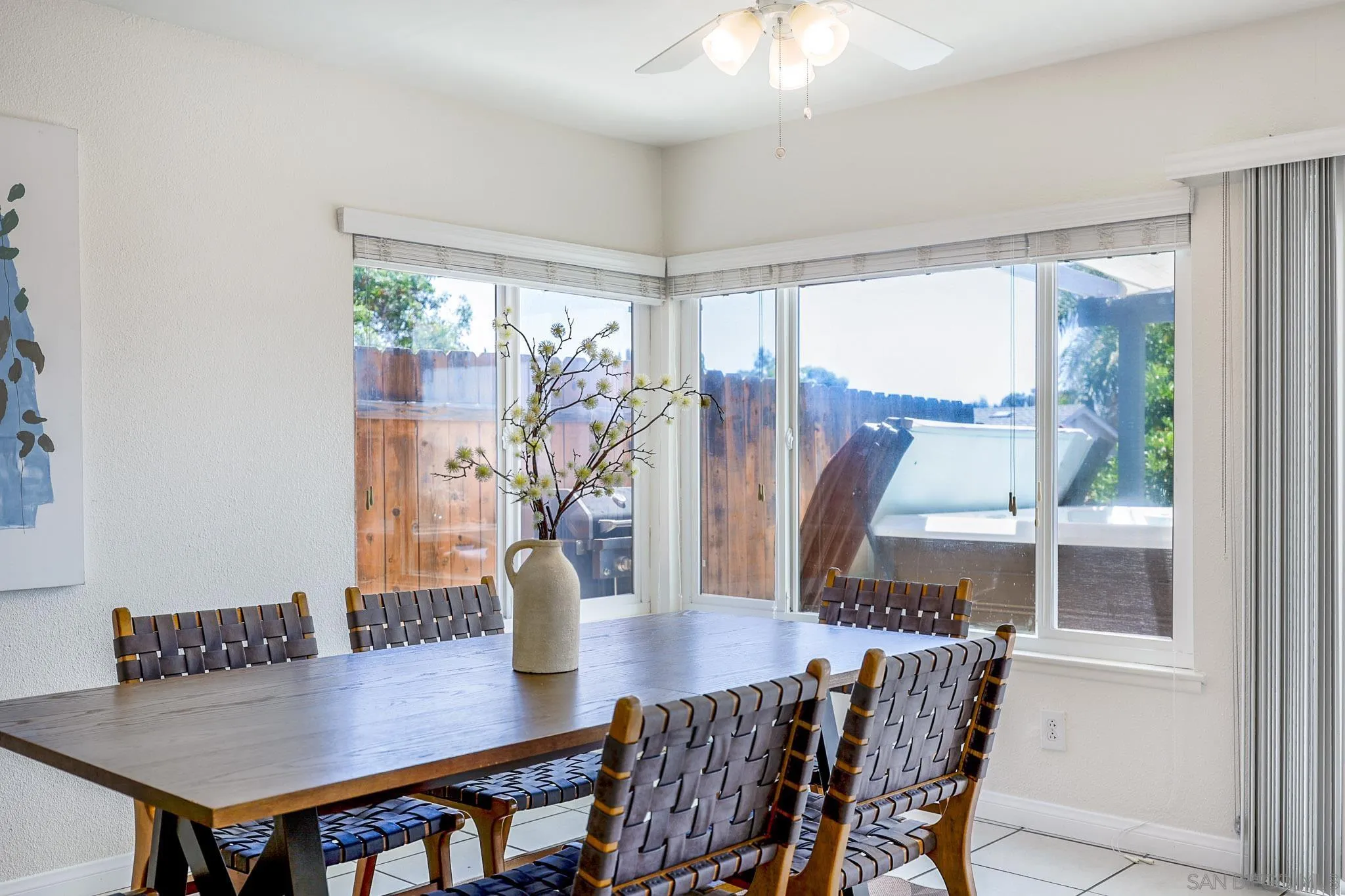 https://cdn.realtyfeed.com/cdn/127/260014860/9807cccd602de40d3ac7a246e4969c80.webp