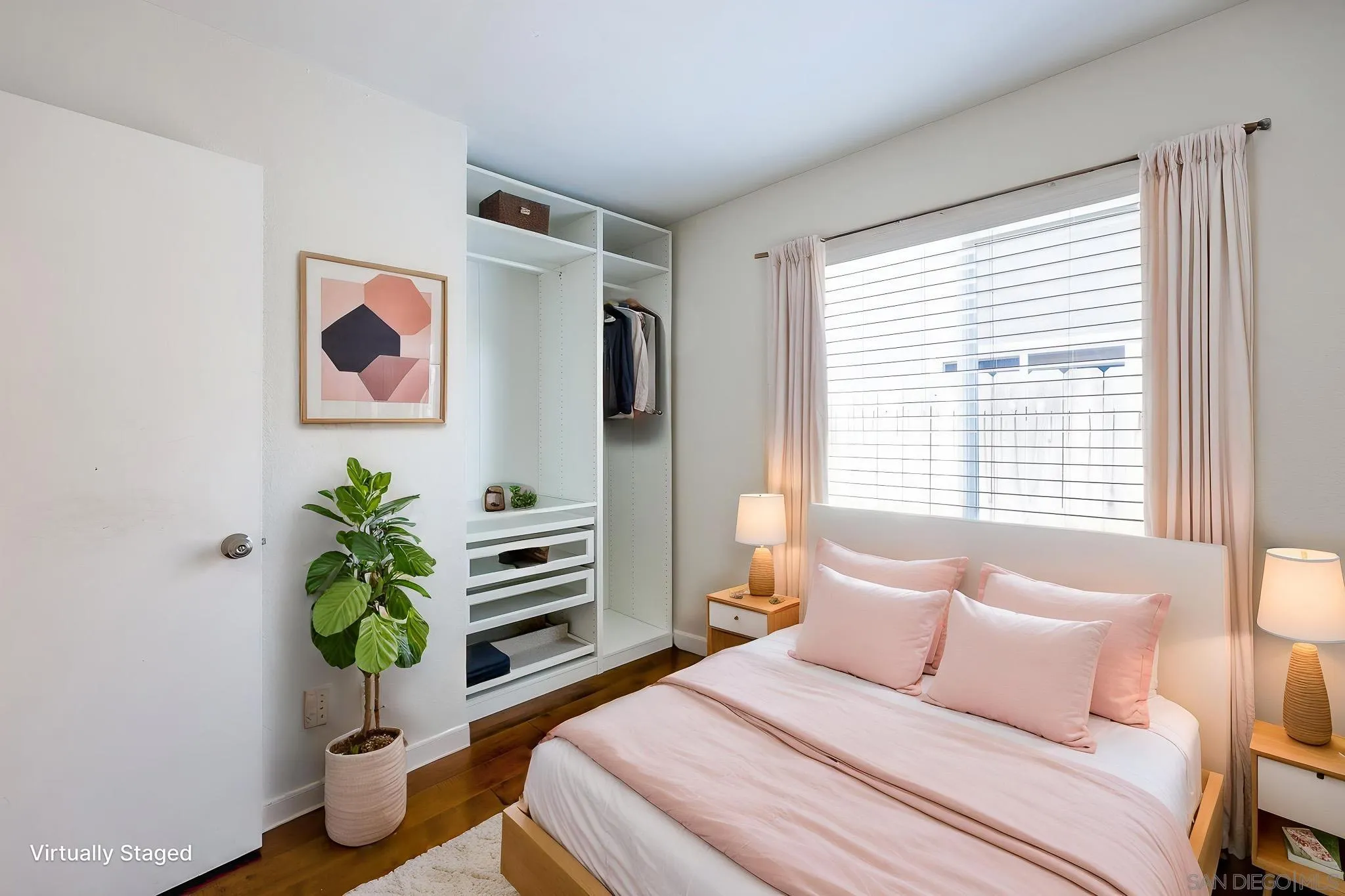 https://cdn.realtyfeed.com/cdn/127/260014860/a7e1c67cc044bc9203f2254a3d853ca9.webp