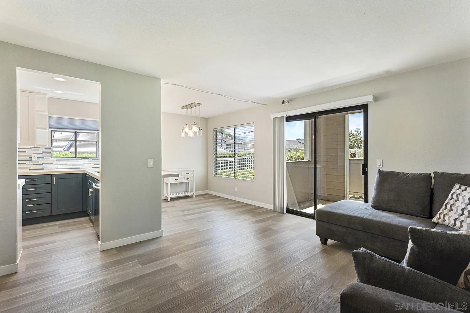 https://cdn.realtyfeed.com/cdn/127/260014866/6b6f6f2bd6e9578961961739fc584208.webp