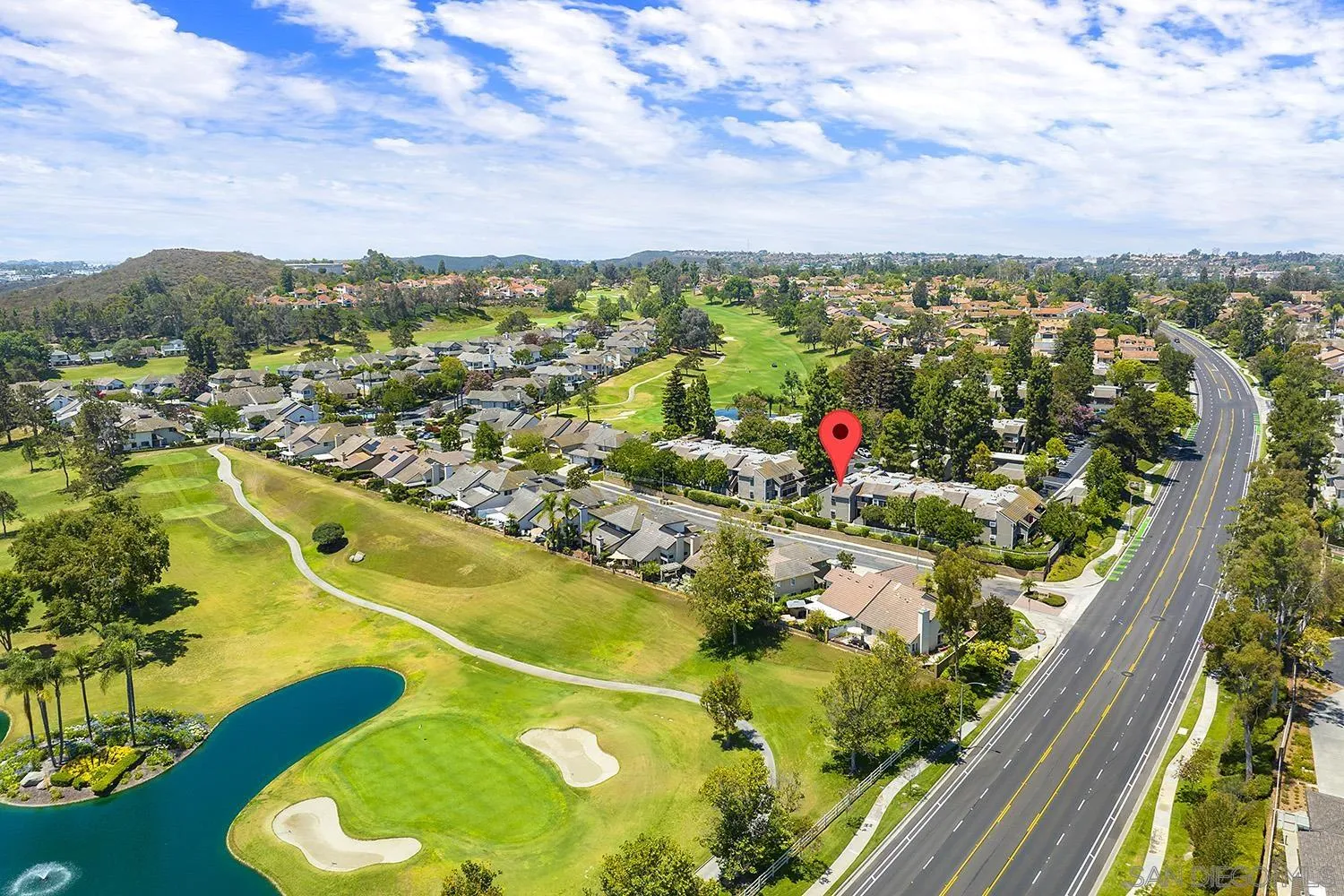 https://cdn.realtyfeed.com/cdn/127/260014866/db6cd286a39bc875c602e977238af9c1.webp