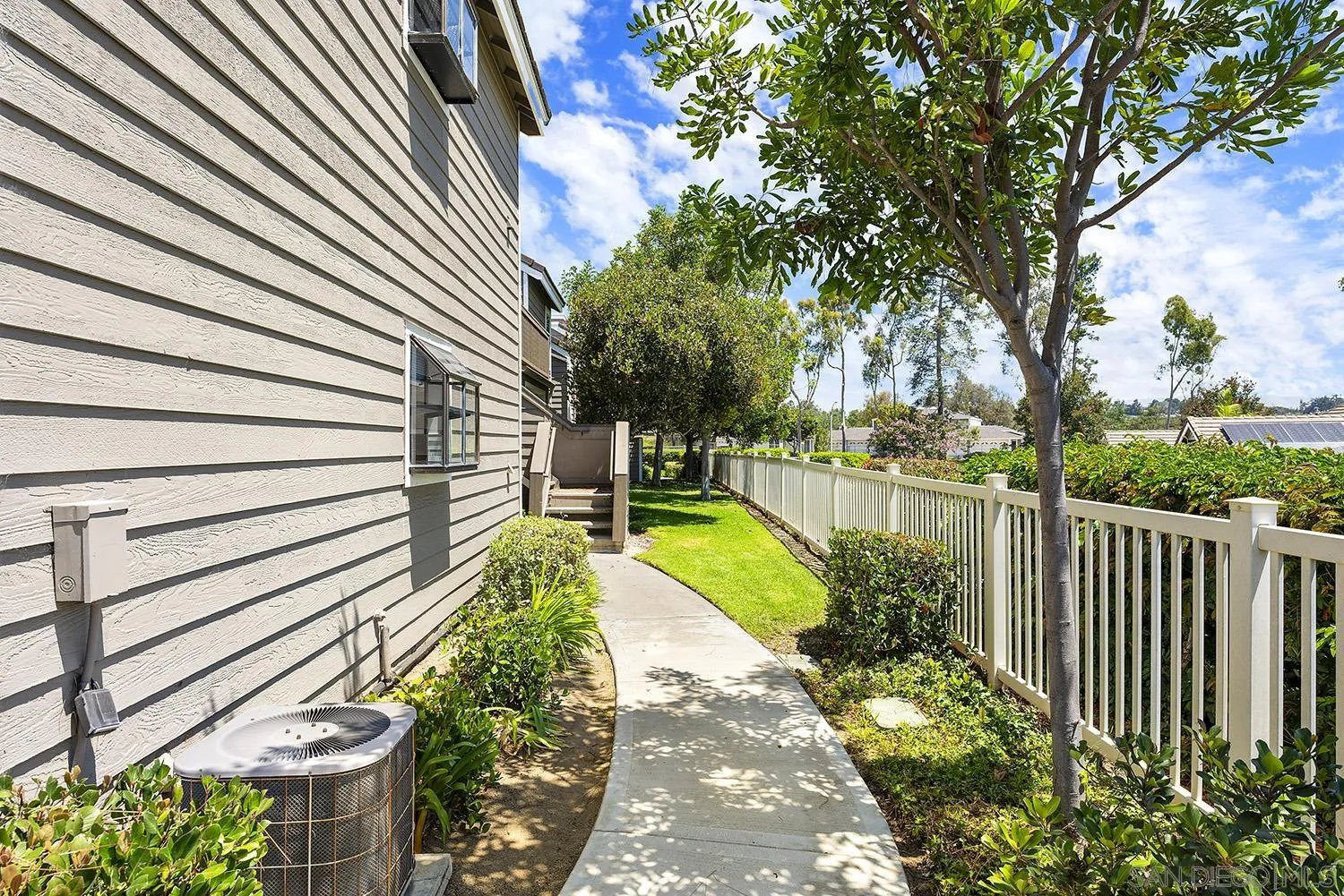 https://cdn.realtyfeed.com/cdn/127/260014866/e779c0679ac234dee7e57169173600c3.webp