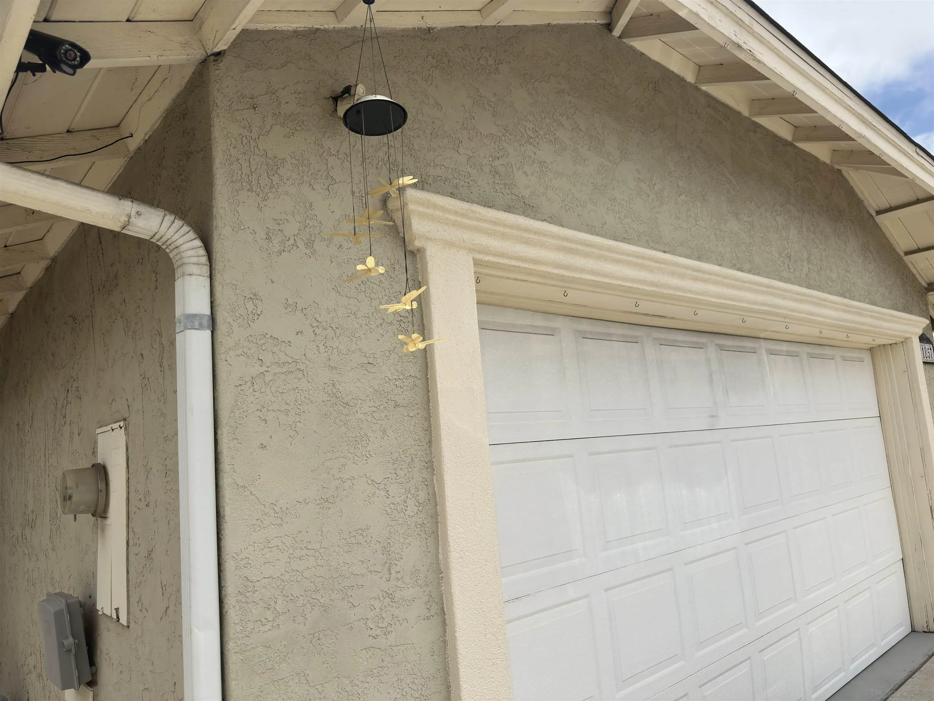 https://cdn.realtyfeed.com/cdn/127/260014871/6aae3d74e9cb02977a7aaf08549cc6b7.webp