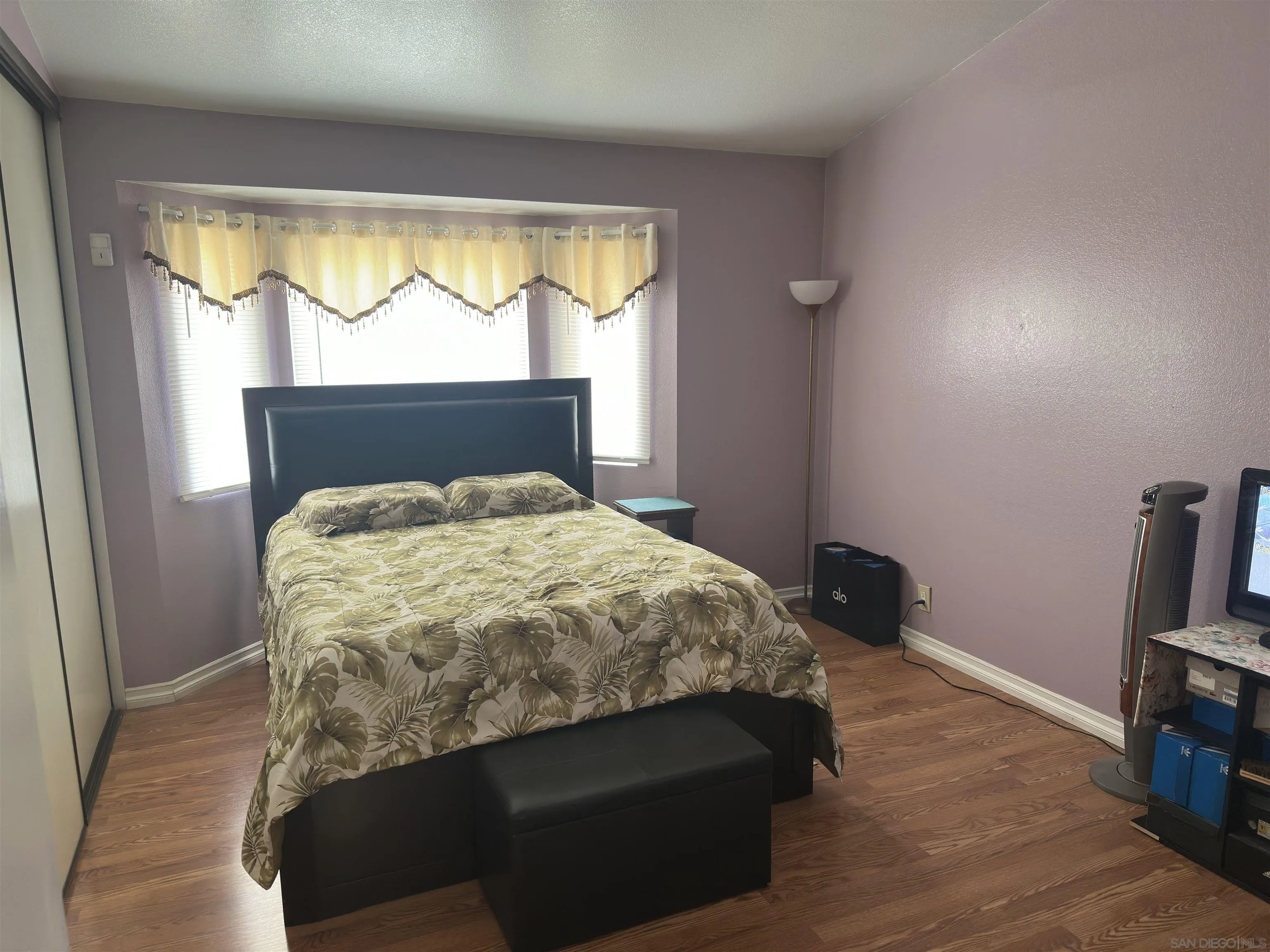 https://cdn.realtyfeed.com/cdn/127/260014871/e373460f12b8f2792dc695f08e729cfe.webp