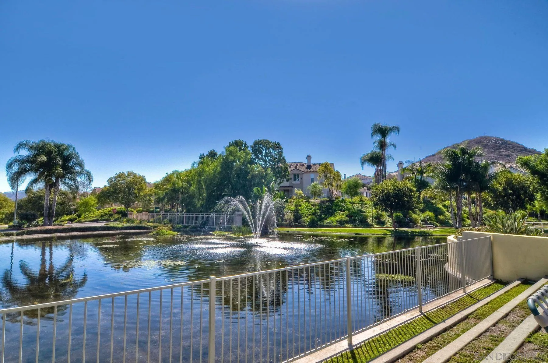 https://cdn.realtyfeed.com/cdn/127/260014872/57b8e6d80d2ddb42e6e79e1c63fc5098.webp