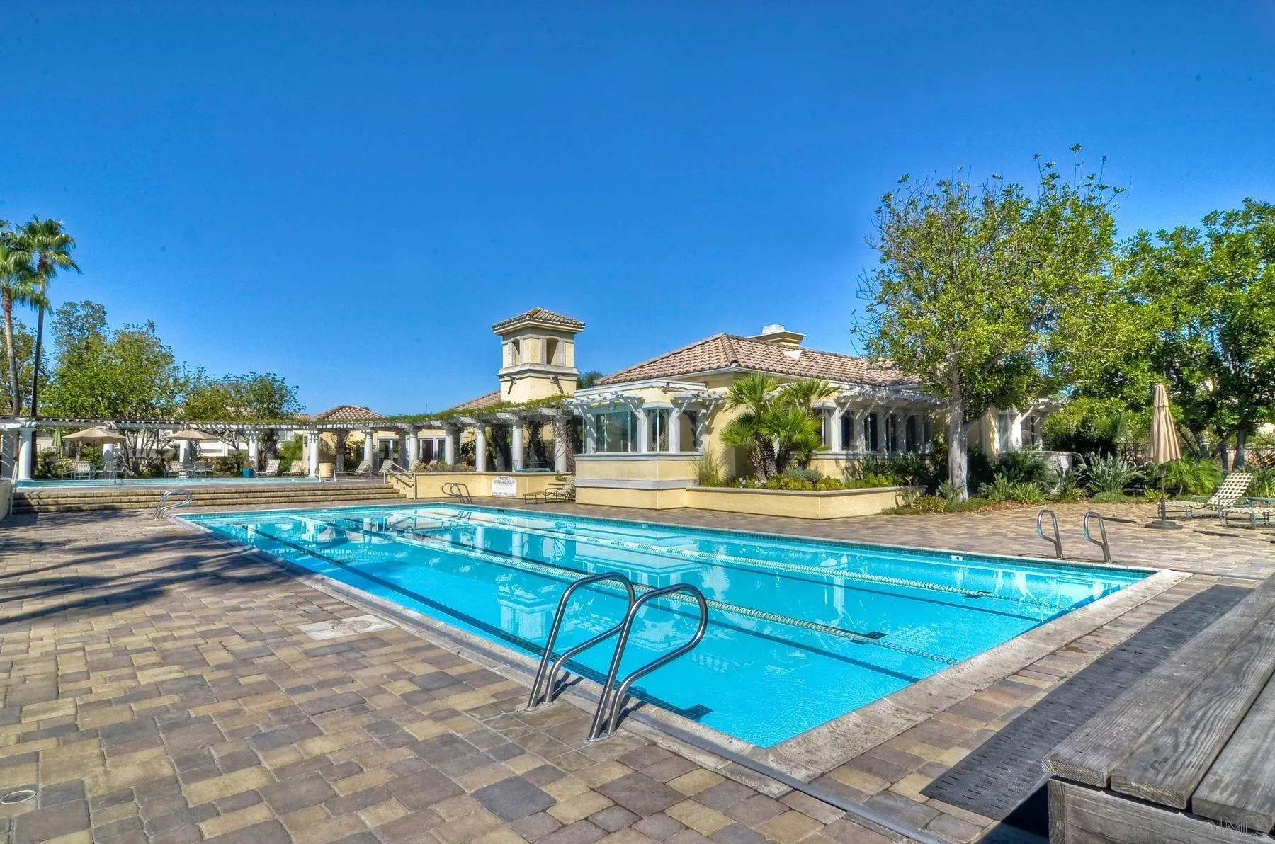 https://cdn.realtyfeed.com/cdn/127/260014872/f081066ba895801cf8ea7c65adbc88e7.webp