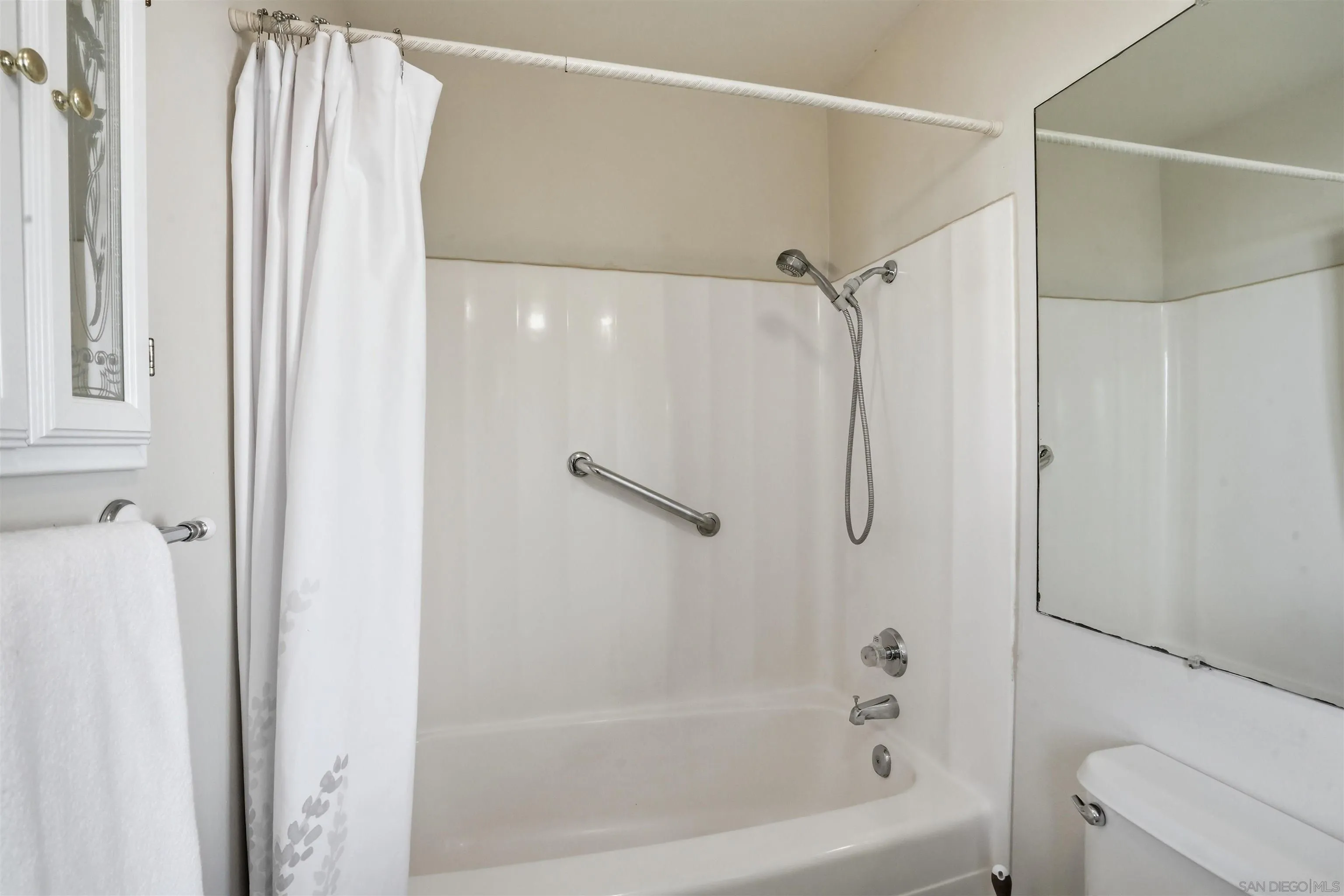 Photo #28: 260014875 Listing: Photo #28