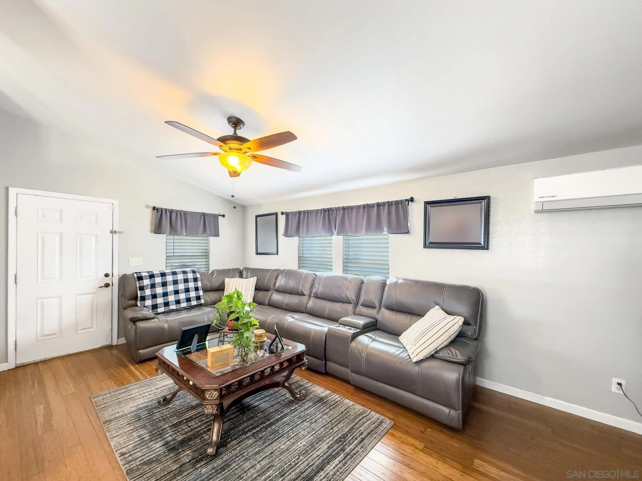 https://cdn.realtyfeed.com/cdn/127/260014876/4b03da51b1c9f0c0fc99db3ddbc66367.webp