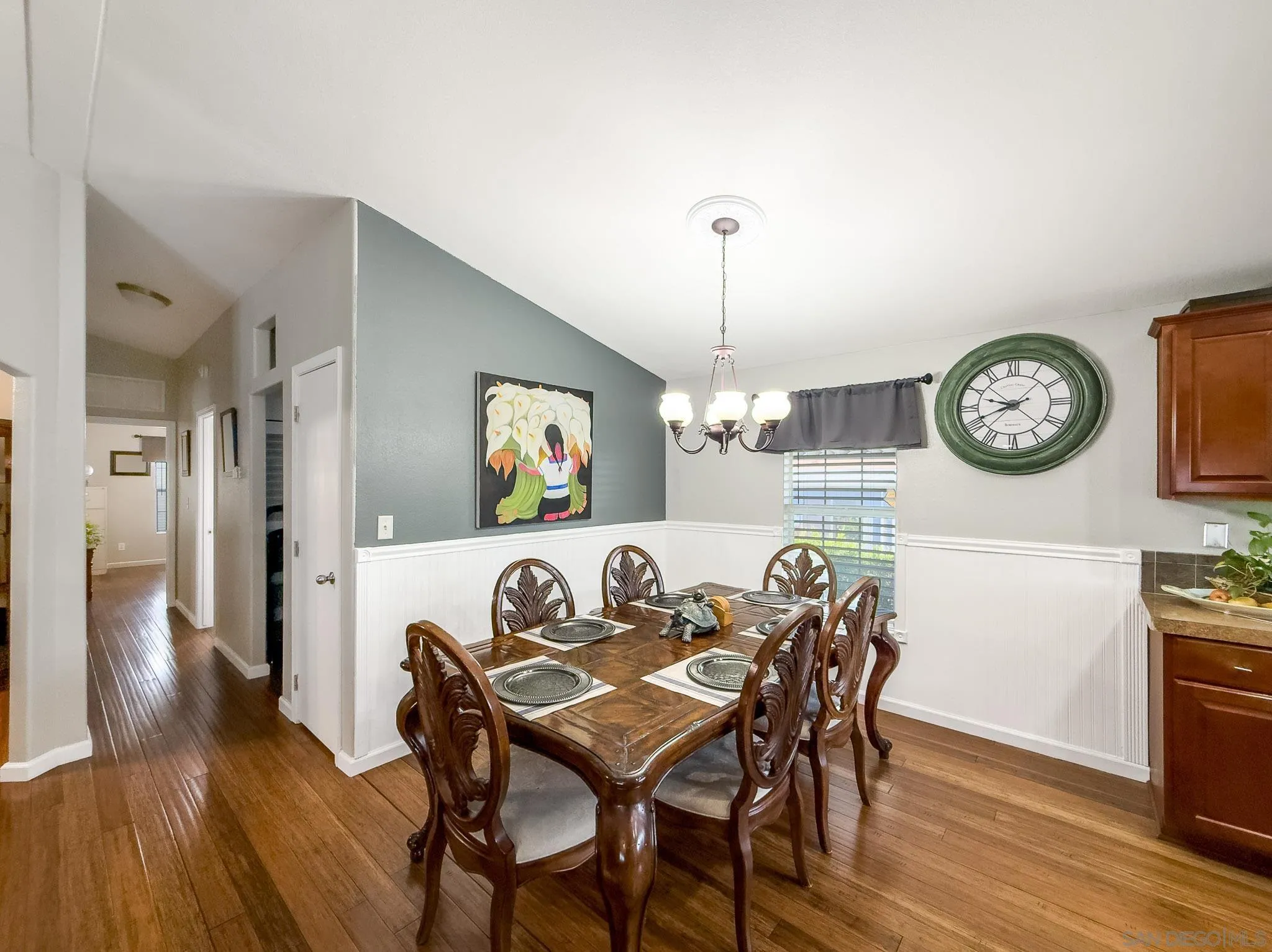 https://cdn.realtyfeed.com/cdn/127/260014876/6ae9de77e5f99484055139defcdea27a.webp