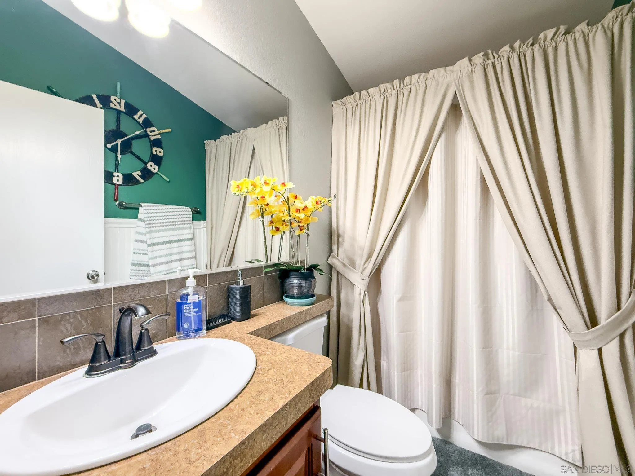 https://cdn.realtyfeed.com/cdn/127/260014876/e843cc7d75da92a2766b9c6803f6bd0d.webp