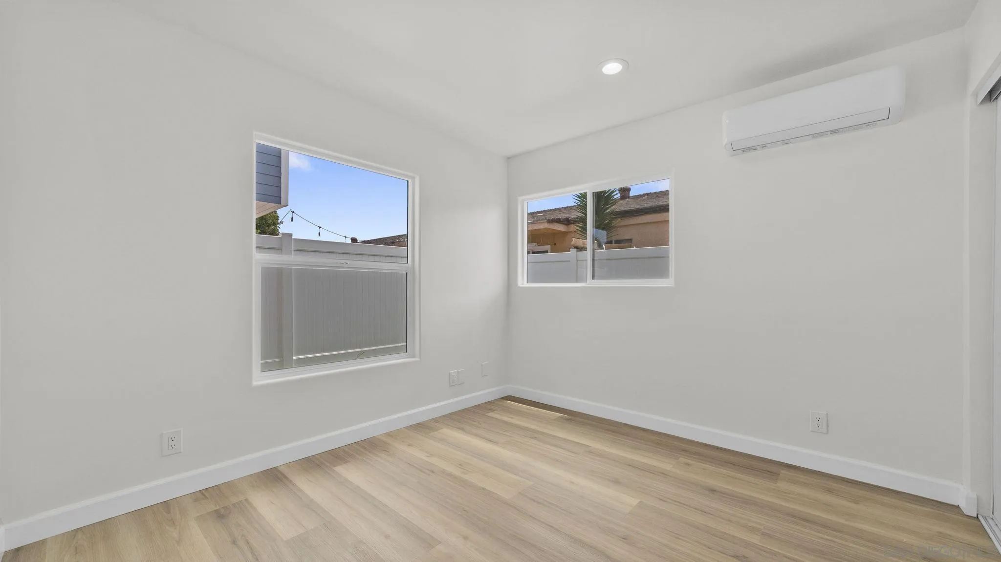 https://cdn.realtyfeed.com/cdn/127/260014877/1055511d9f5bb6379be0389e12f1708b.webp