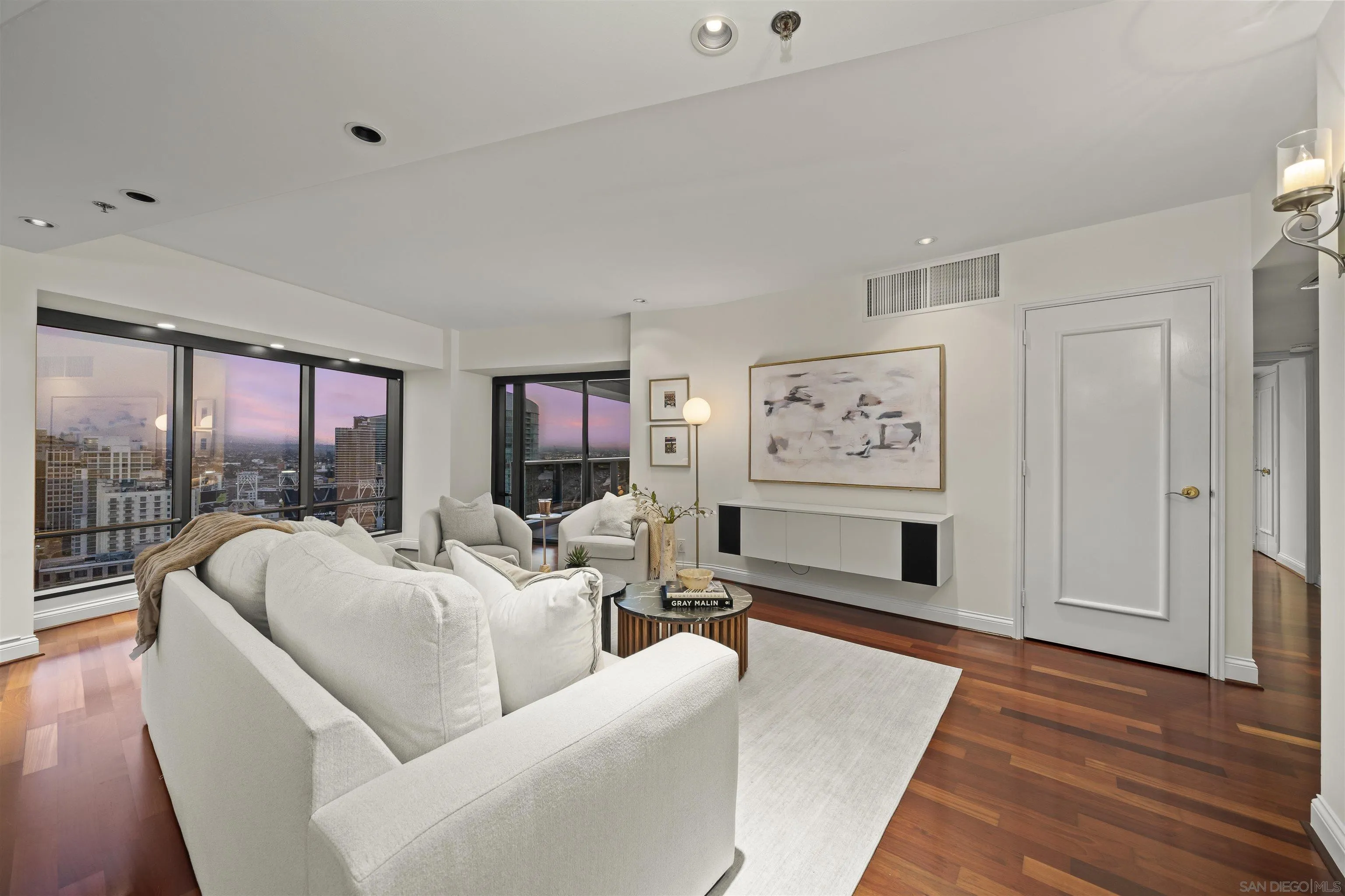 Photo #10: 260014878 Listing: Photo #10