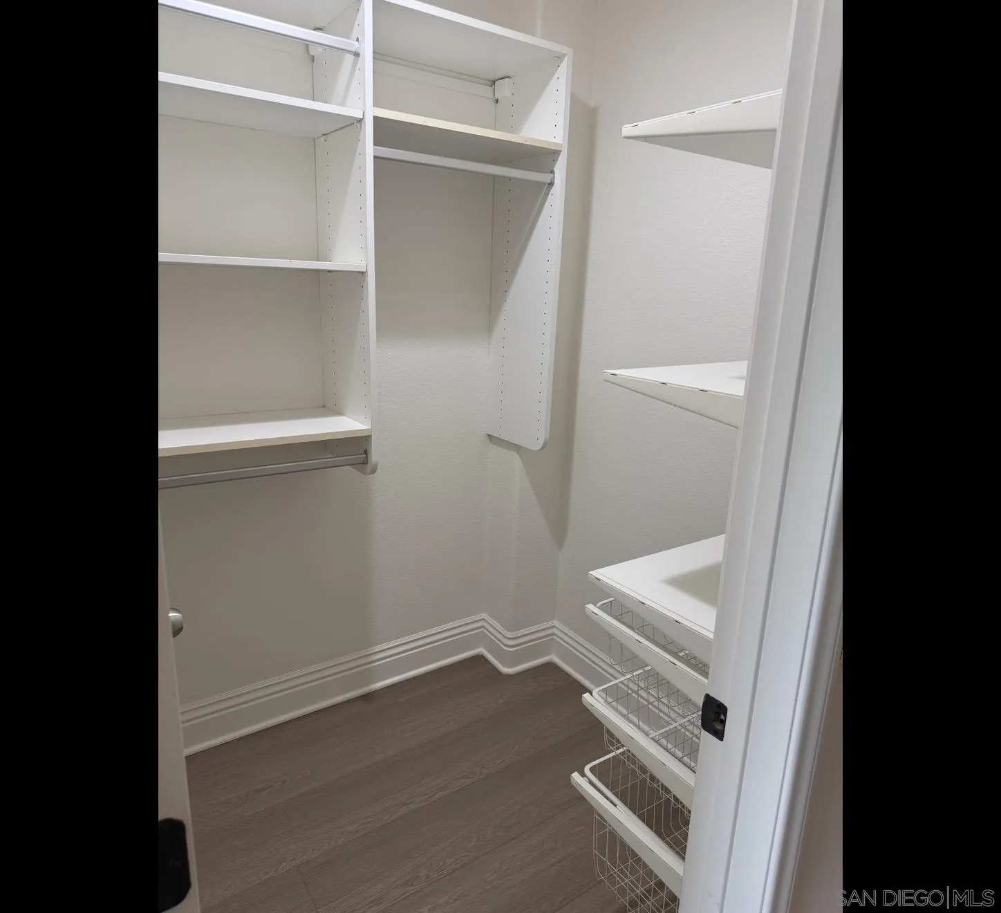 https://cdn.realtyfeed.com/cdn/127/260014879/10aafc4c665666e6ff81cf55618e31db.webp