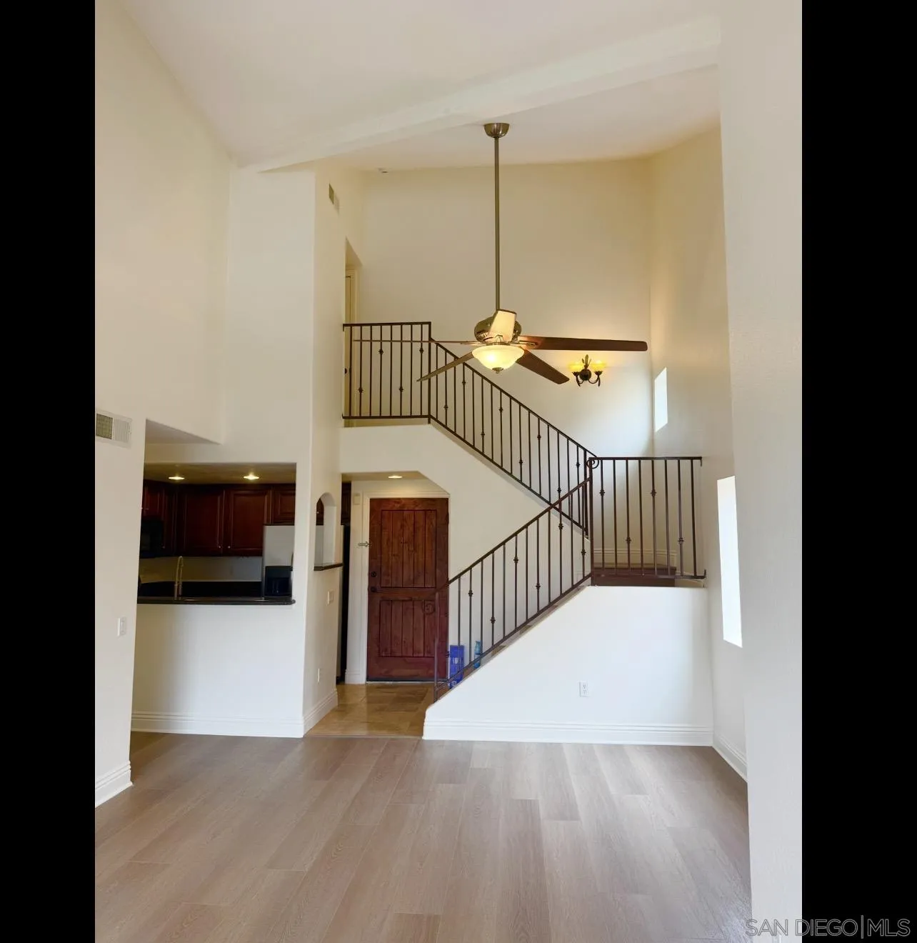 https://cdn.realtyfeed.com/cdn/127/260014879/2fc51b581a419640e42853cc5c169ce8.webp