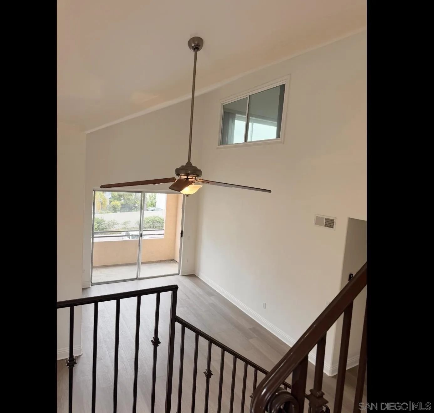 https://cdn.realtyfeed.com/cdn/127/260014879/81a68e0e39aa57cb2c76dbcb738598e3.webp