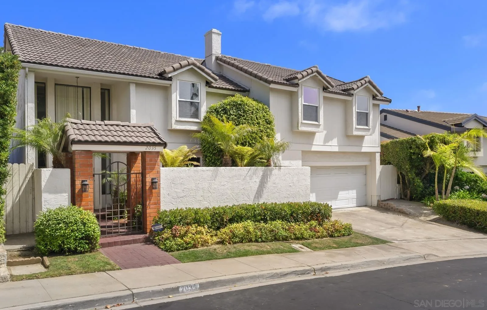 https://cdn.realtyfeed.com/cdn/127/260014880/3b89e3c0f3188a3ce5de0e30c78390d0.webp