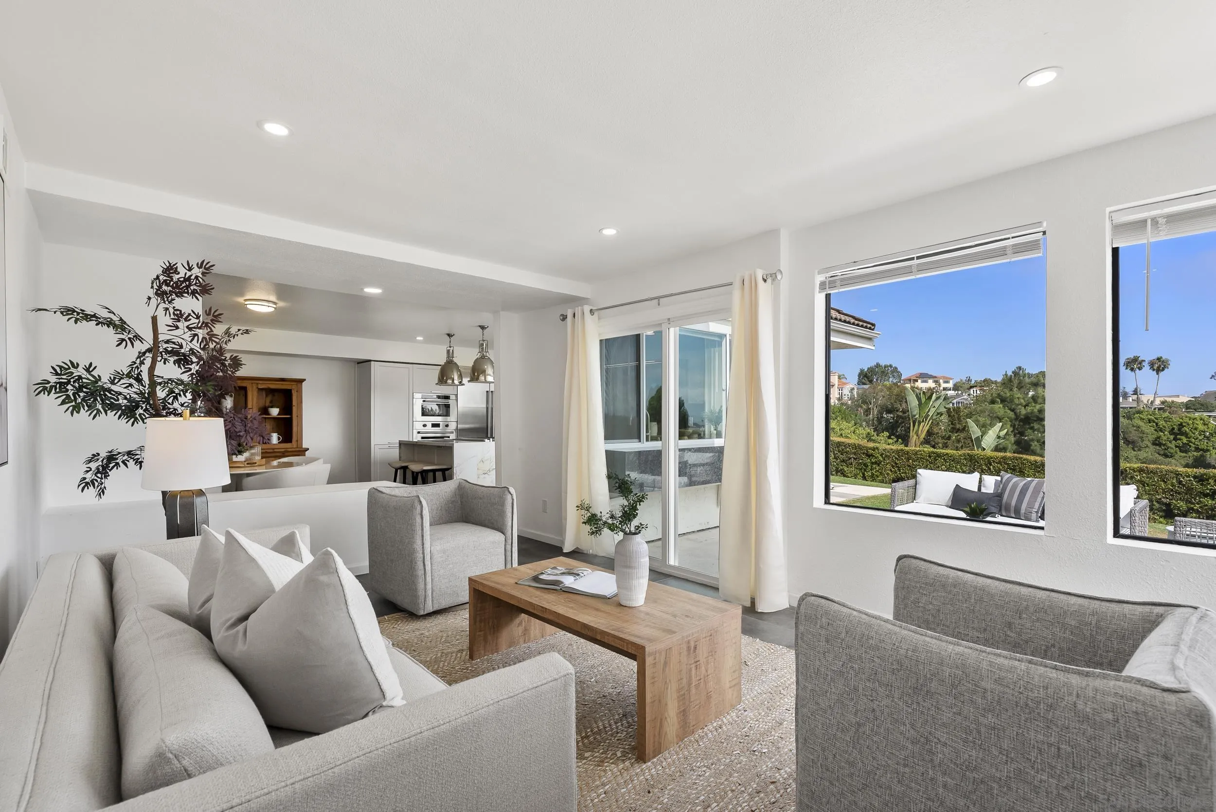 https://cdn.realtyfeed.com/cdn/127/260014880/5a4bada9185a6a6e0782d571e326c88e.webp