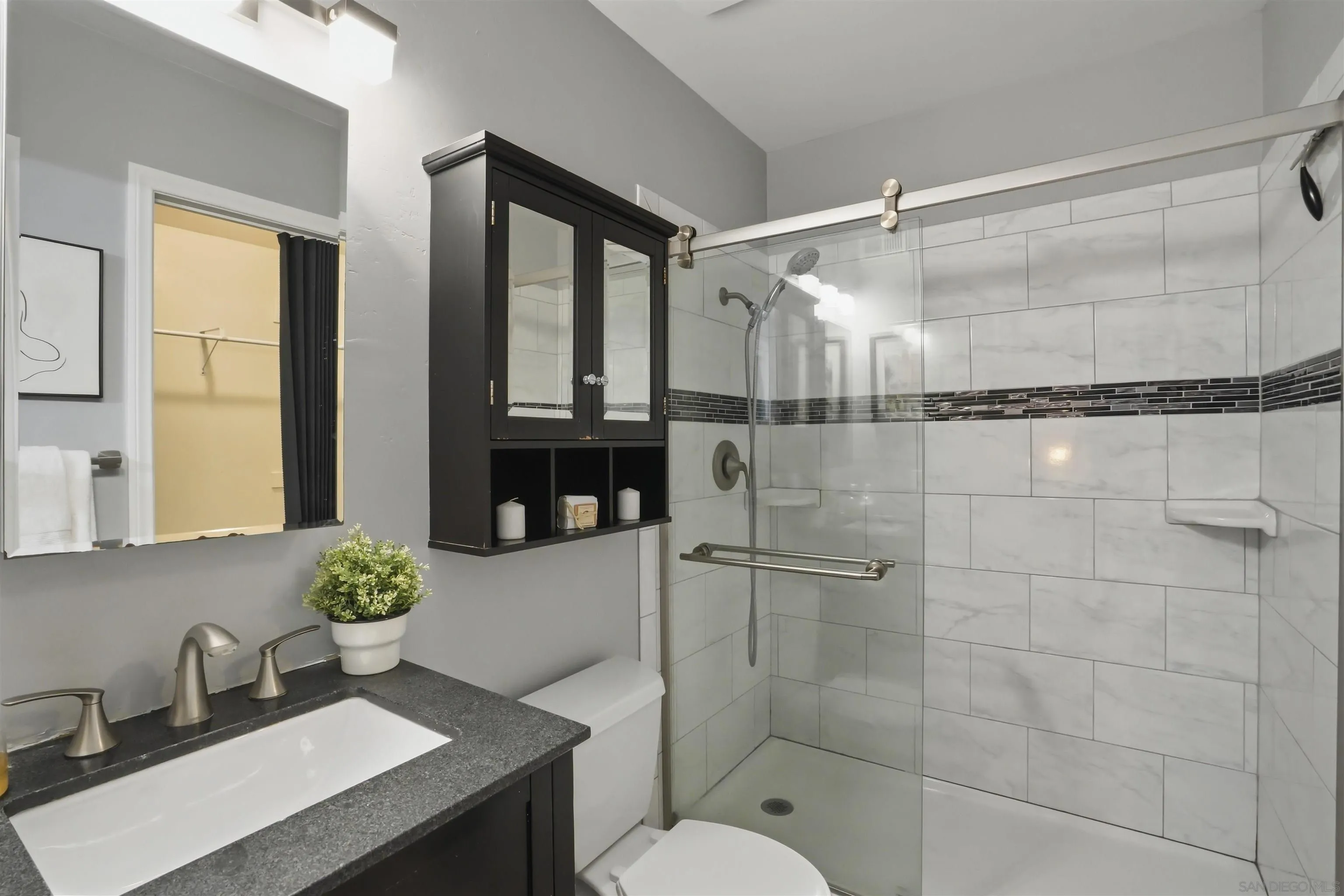 https://cdn.realtyfeed.com/cdn/127/260014881/a2499b2553c0428dacfa7be3845d97a3.webp
