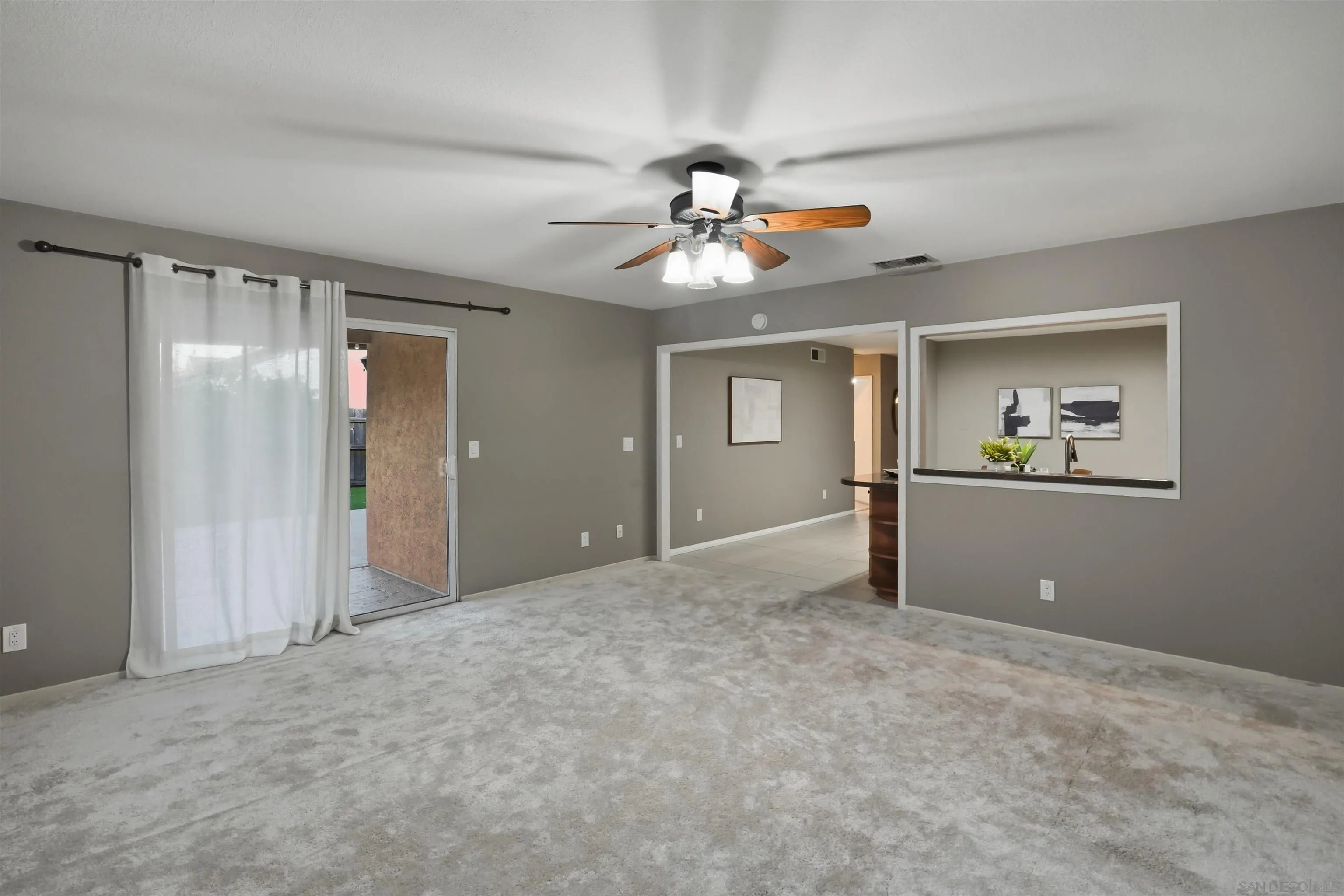 https://cdn.realtyfeed.com/cdn/127/260014881/b3f8c192ce61061eebfb749d331ed800.webp