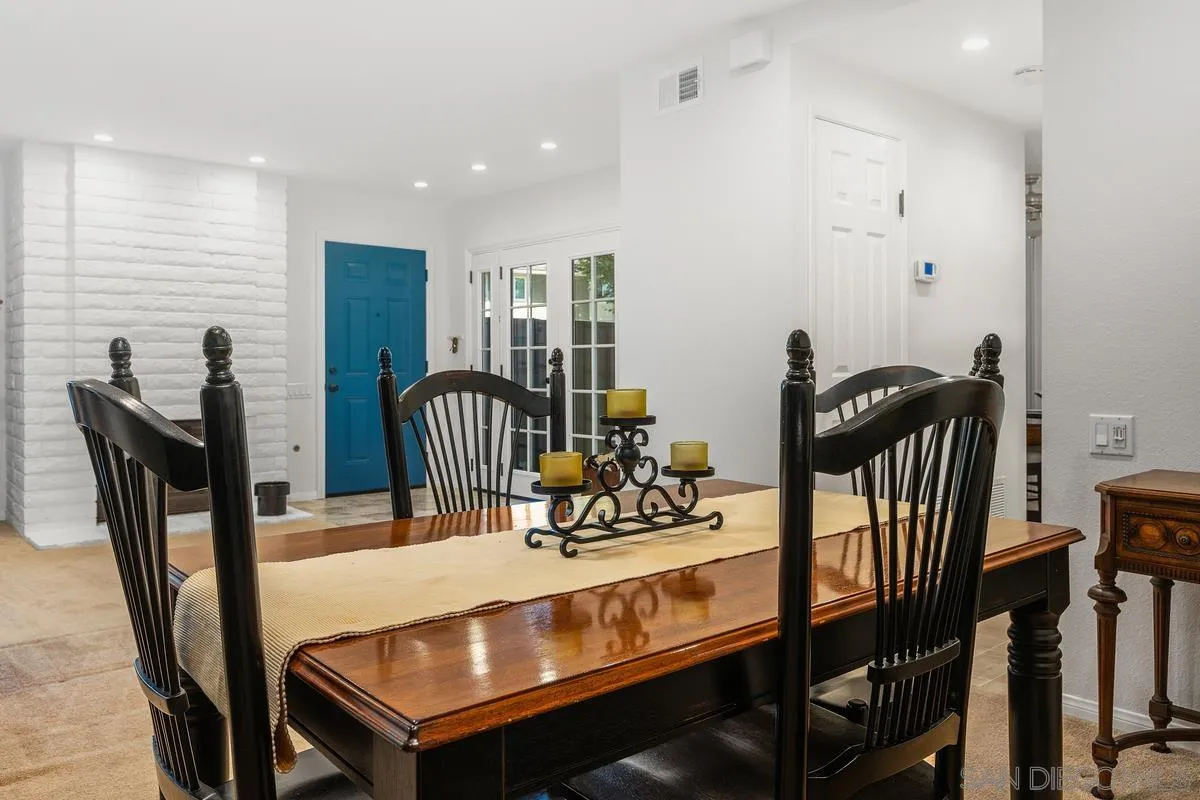 https://cdn.realtyfeed.com/cdn/127/260014884/e71ec0fadfa1b046cc3a1e6e4801ace3.webp