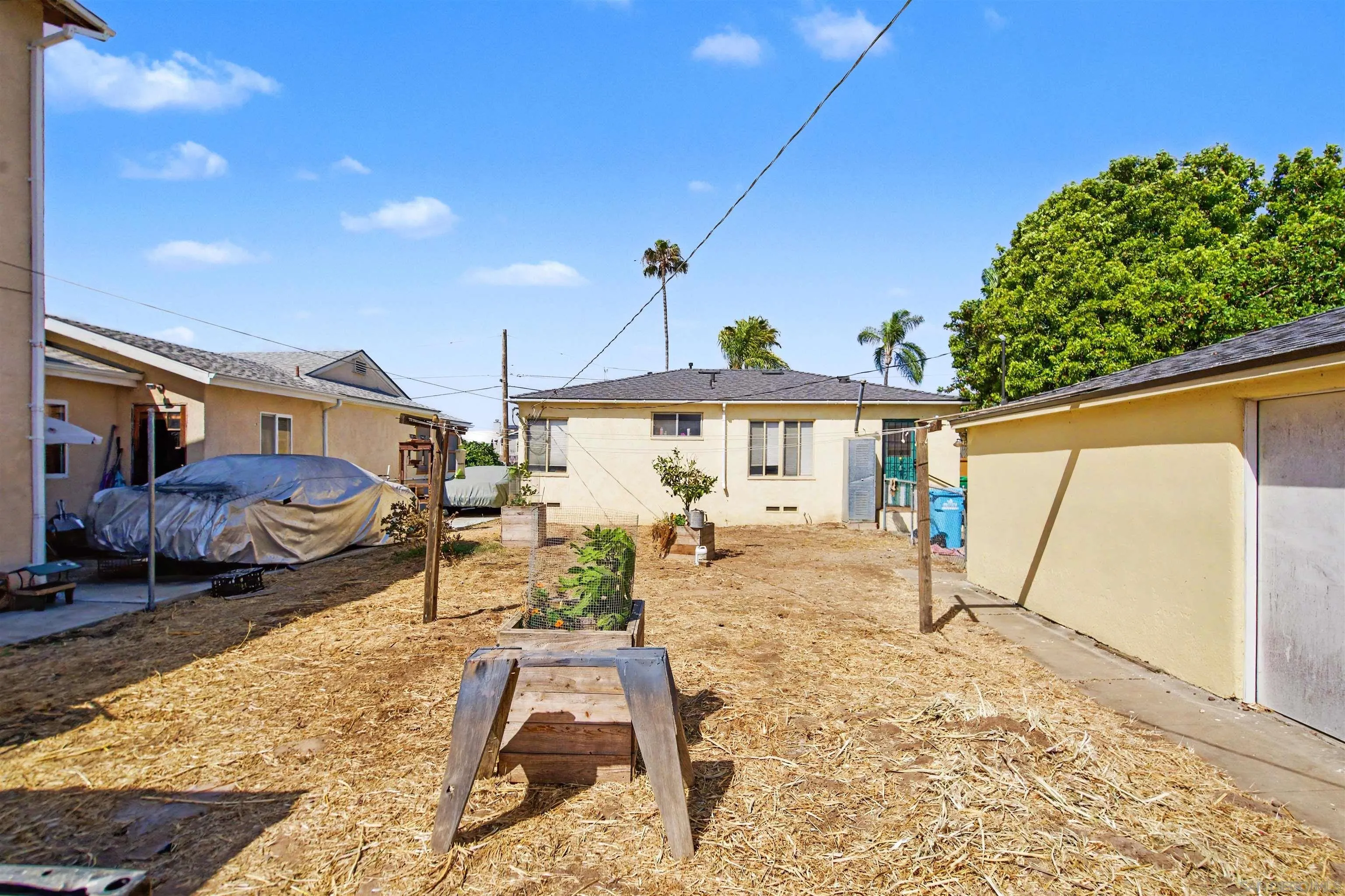 https://cdn.realtyfeed.com/cdn/127/260014885/b1c5c83a1632f5cb5ed12c642f4649d4.webp