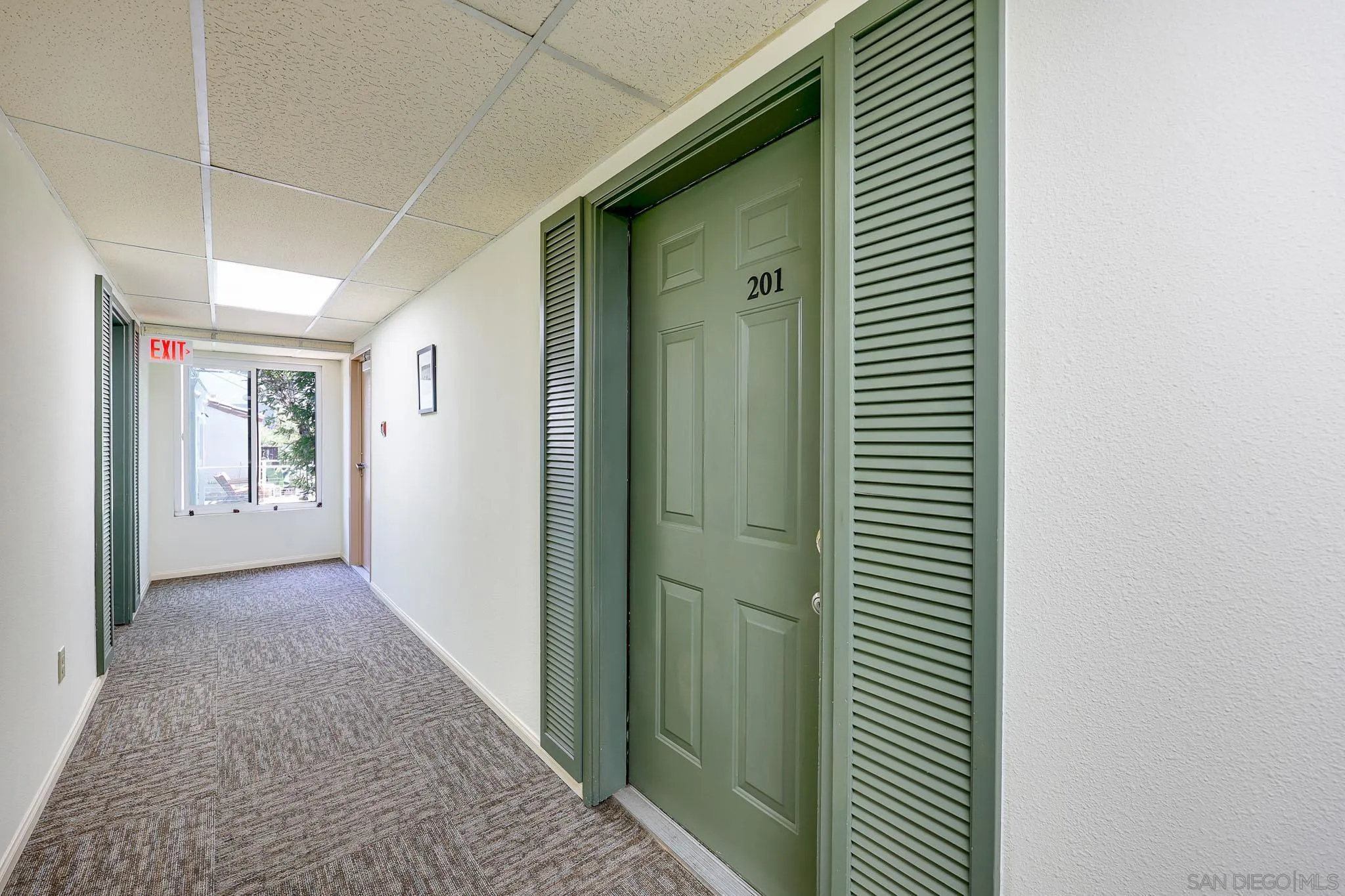 https://cdn.realtyfeed.com/cdn/127/260014886/56c48e95c4eb22ff6424aa575d259d3f.webp