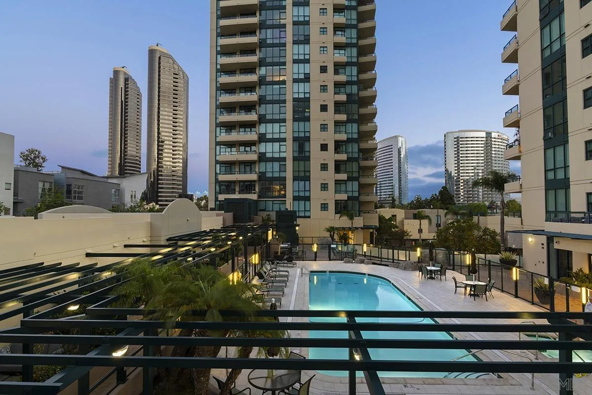 https://cdn.realtyfeed.com/cdn/127/260014888/0598dbece95d40ae6ced28788c13ff0f.webp