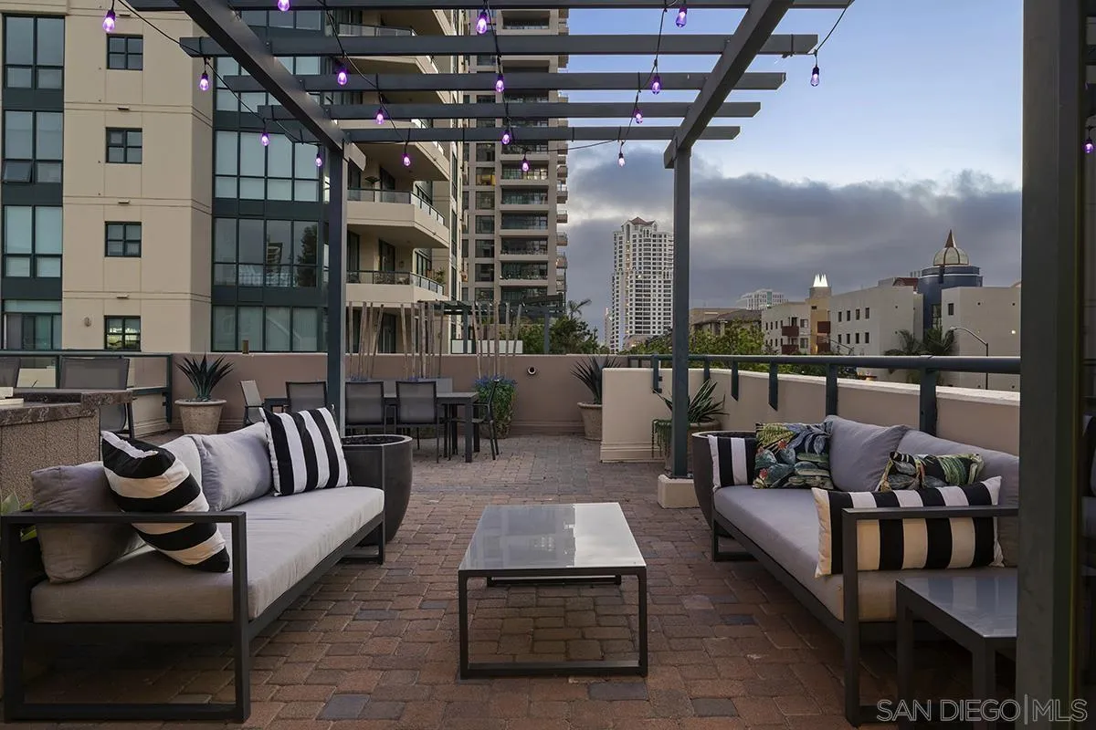 https://cdn.realtyfeed.com/cdn/127/260014888/5b4414eb13082cc700f776b39d1bcce6.webp