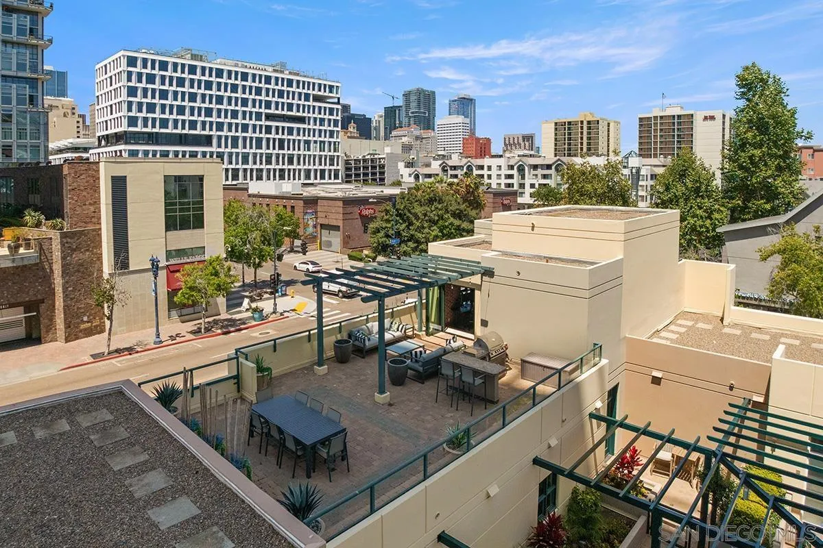 https://cdn.realtyfeed.com/cdn/127/260014888/6478a27743e3793738f569bd2cc93423.webp