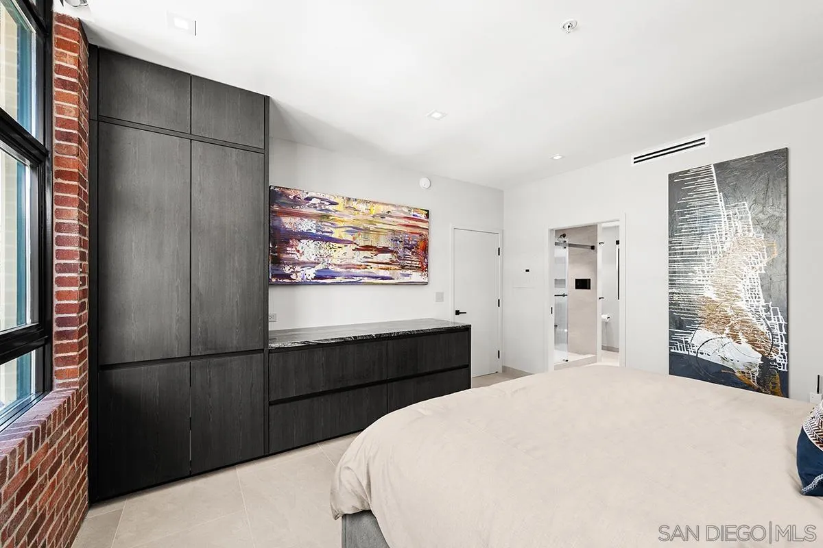 https://cdn.realtyfeed.com/cdn/127/260014888/676141c42aa4f0e9f30d079e51db2b82.webp