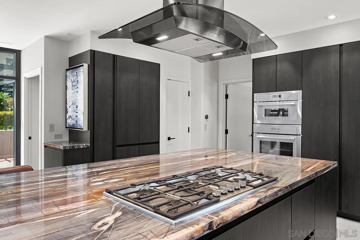 https://cdn.realtyfeed.com/cdn/127/260014888/709f1b35e2649056bcc04f58b11b1f43.webp