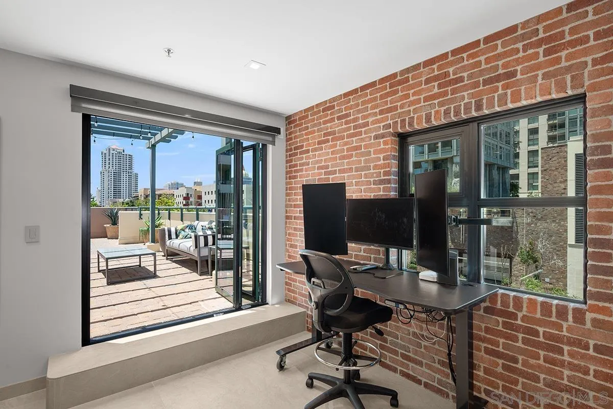https://cdn.realtyfeed.com/cdn/127/260014888/816788fb1f866a58550502a10f725bdc.webp