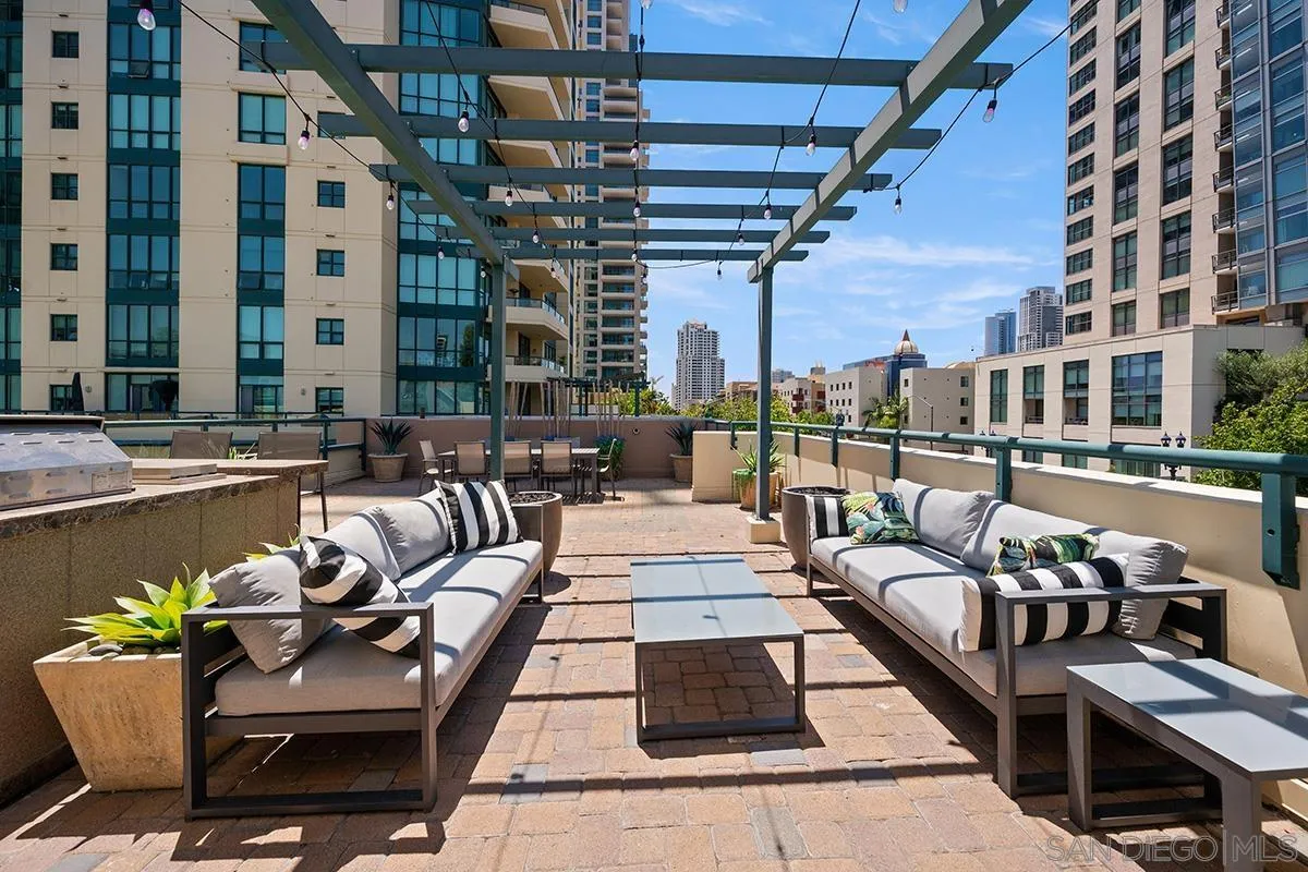 https://cdn.realtyfeed.com/cdn/127/260014888/9c2ae3137d271cb5f5f6e414e72dcf4d.webp