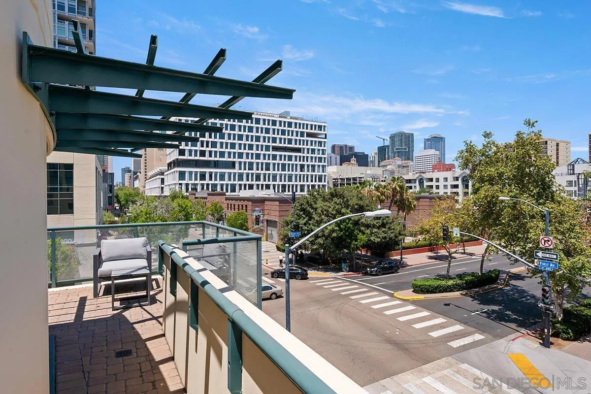 https://cdn.realtyfeed.com/cdn/127/260014888/a52c2bdf4664f0082b850f5c4ad96745.webp