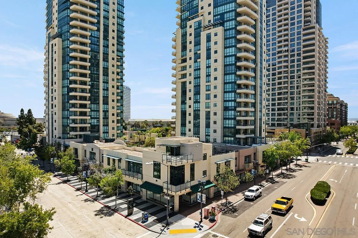 https://cdn.realtyfeed.com/cdn/127/260014888/ebbfd9ac597e3e4728327690a107f220.webp