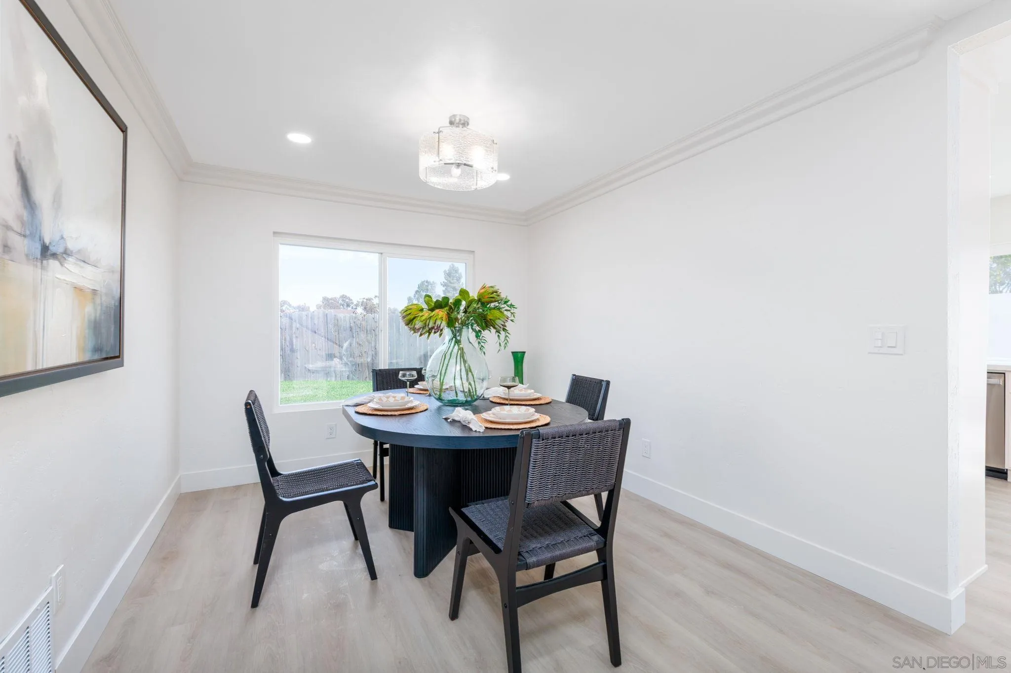 https://cdn.realtyfeed.com/cdn/127/260014889/55d987660b1b6750173a22d7b14185ed.webp