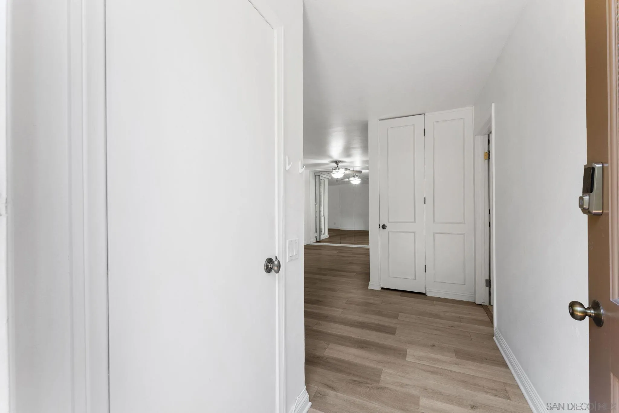 Photo #6: 260014893 Listing: Photo #6
