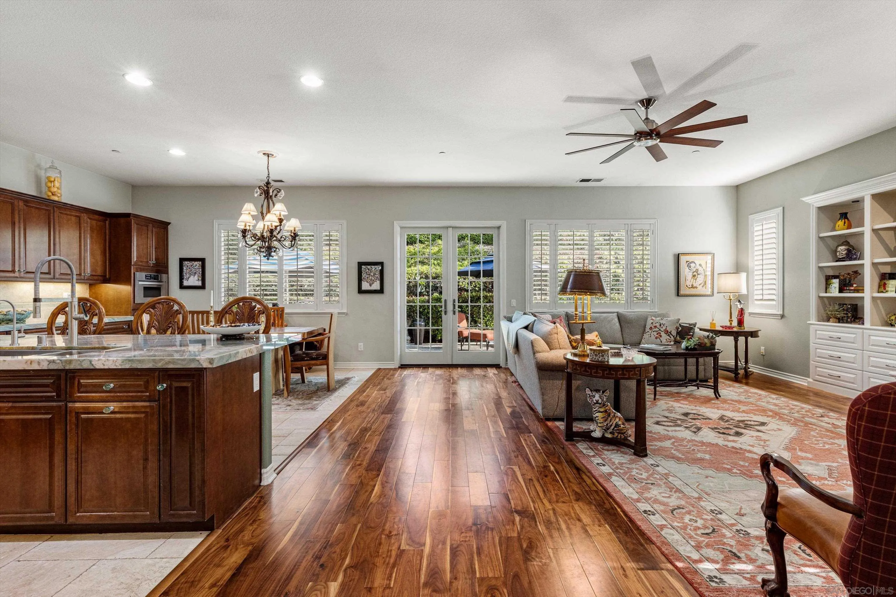 https://cdn.realtyfeed.com/cdn/127/260014895/9148423b54af74d5a35194c45da17c2e.webp