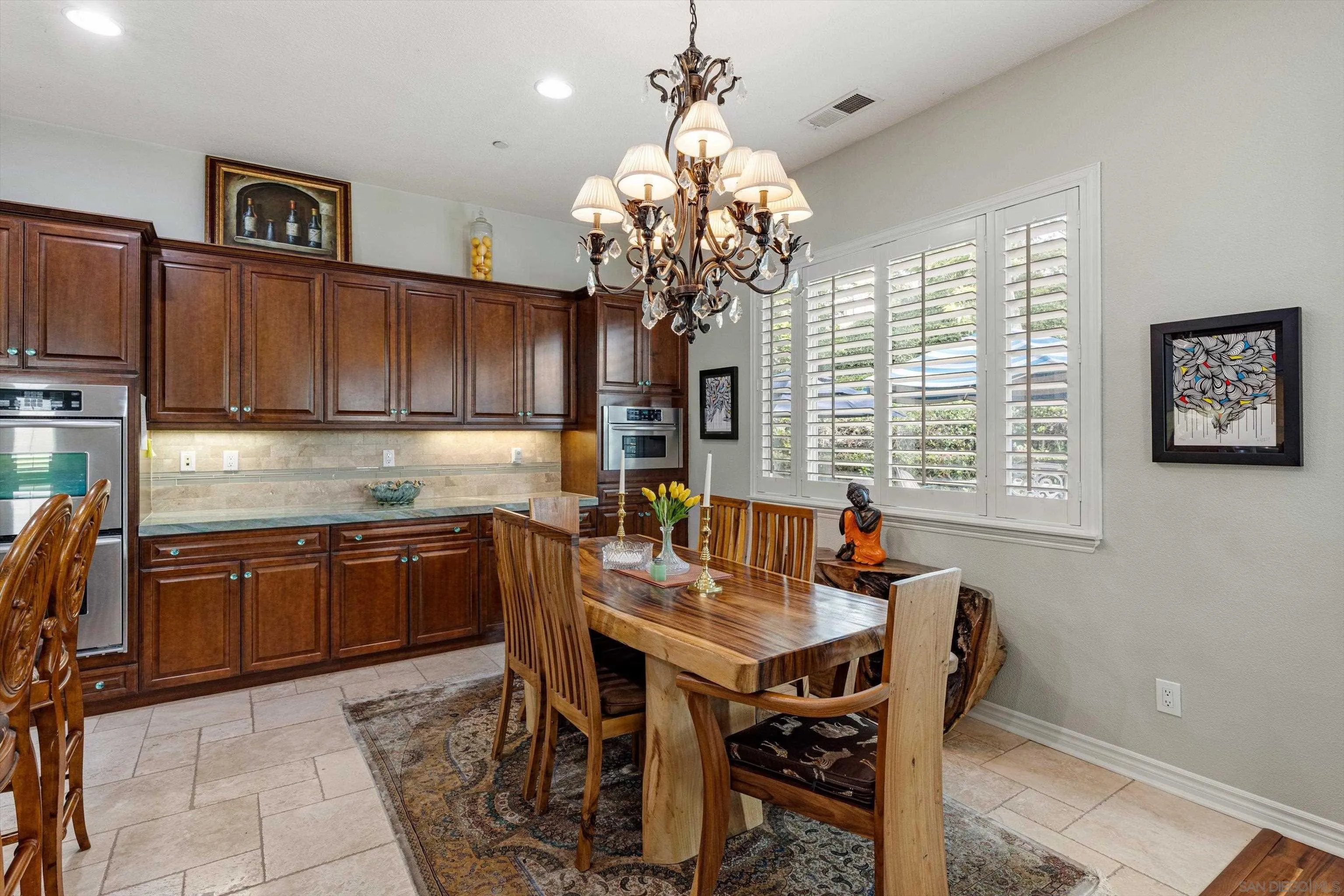 https://cdn.realtyfeed.com/cdn/127/260014895/93710d467355a93fb77dea5cd409084d.webp