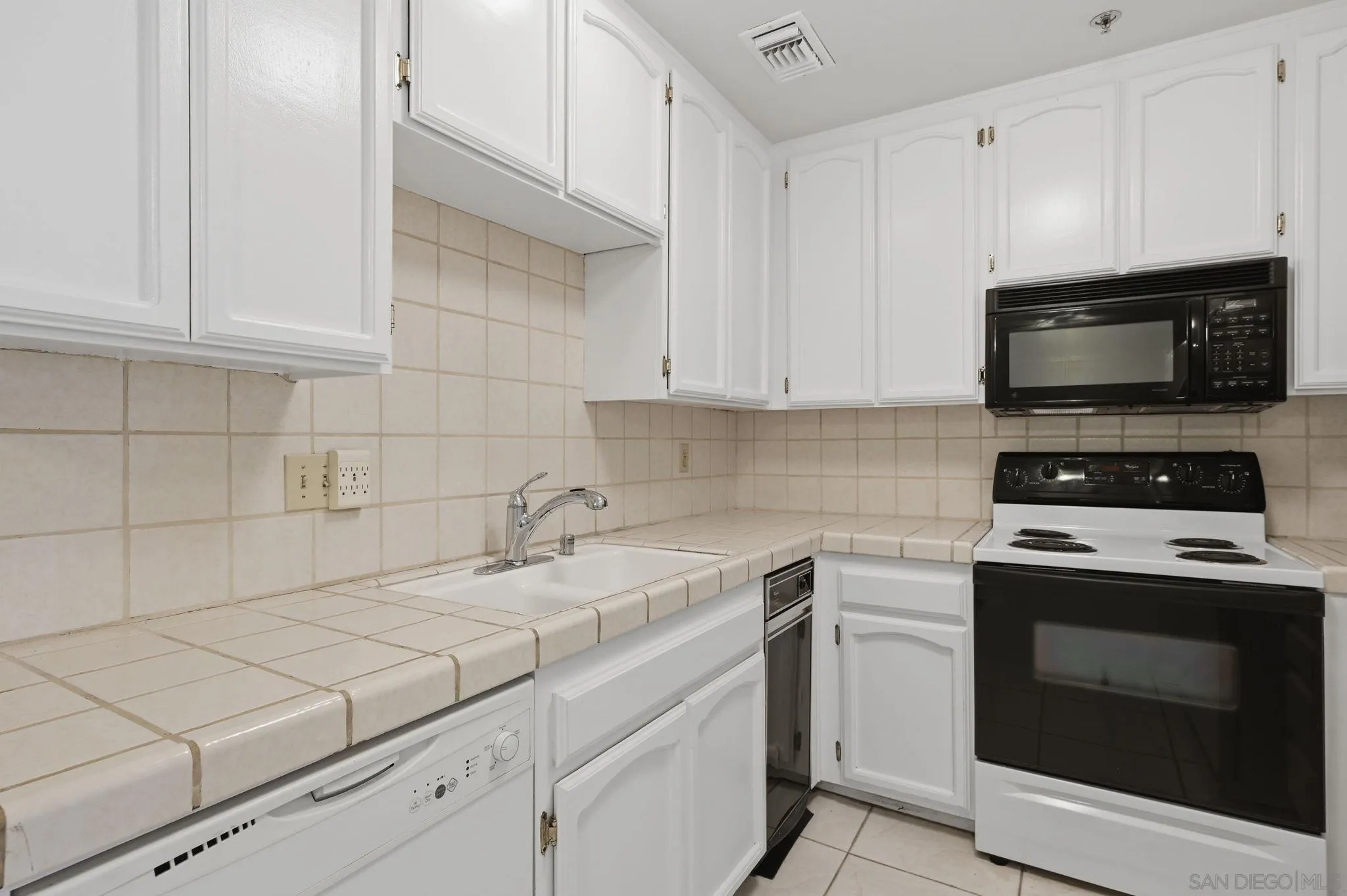 Photo #20: 260014898 Listing: Photo #20