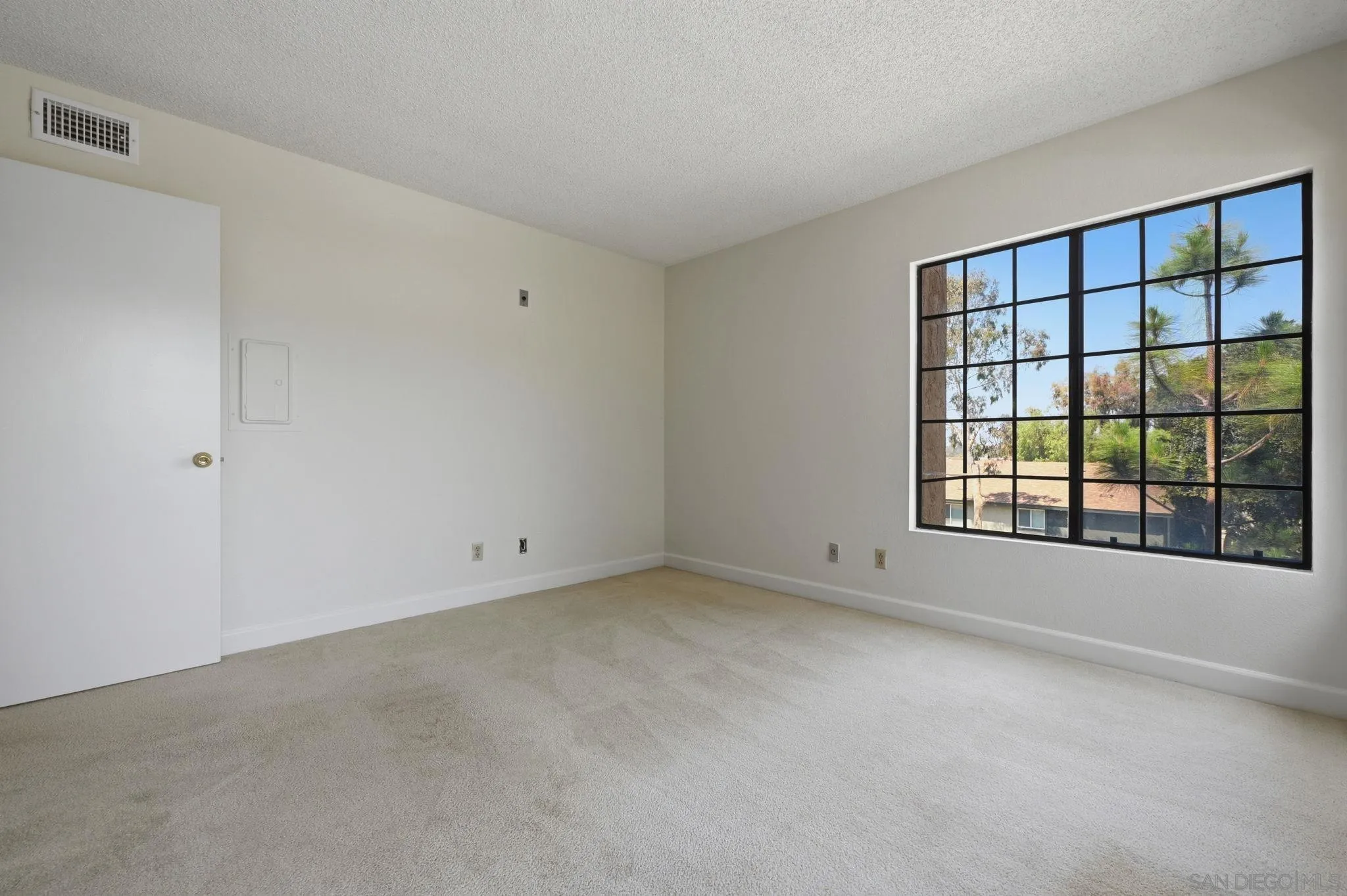 Photo #31: 260014898 Listing: Photo #31