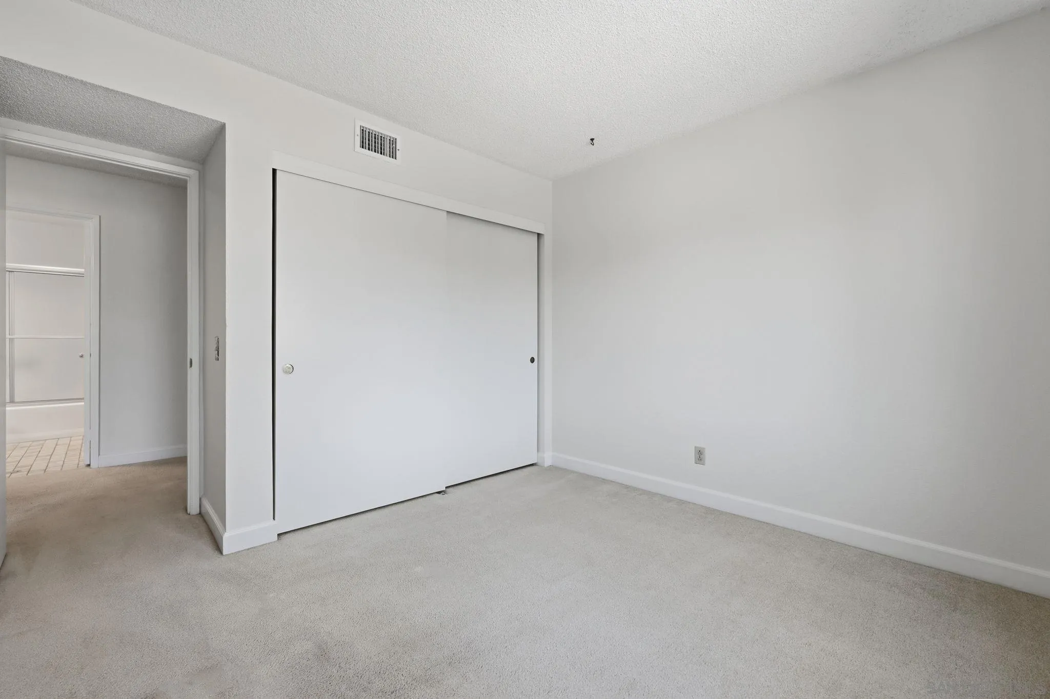 Photo #26: 260014898 Listing: Photo #26
